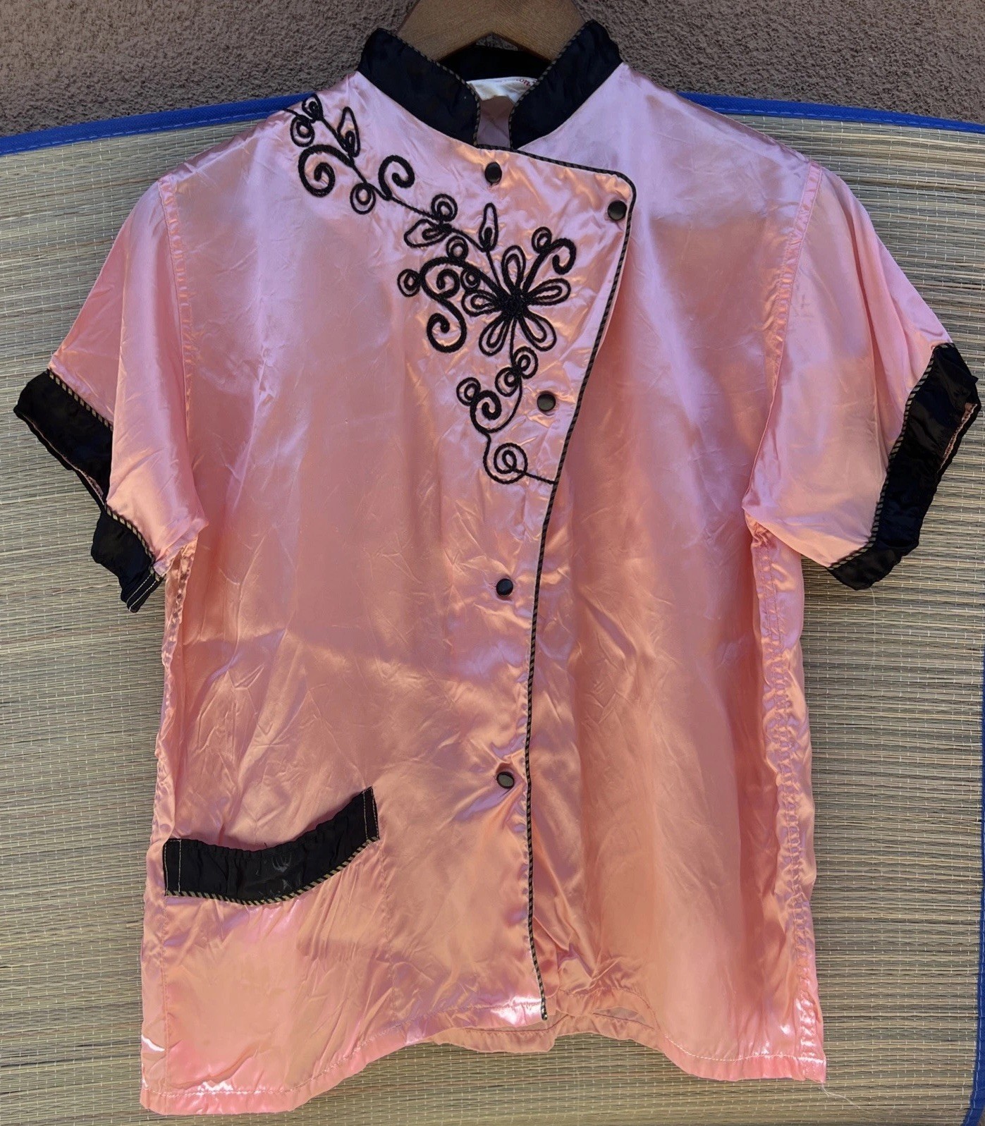 Vintage Satin Pink Embroidered Top Size Small Short Sleeve Button Up