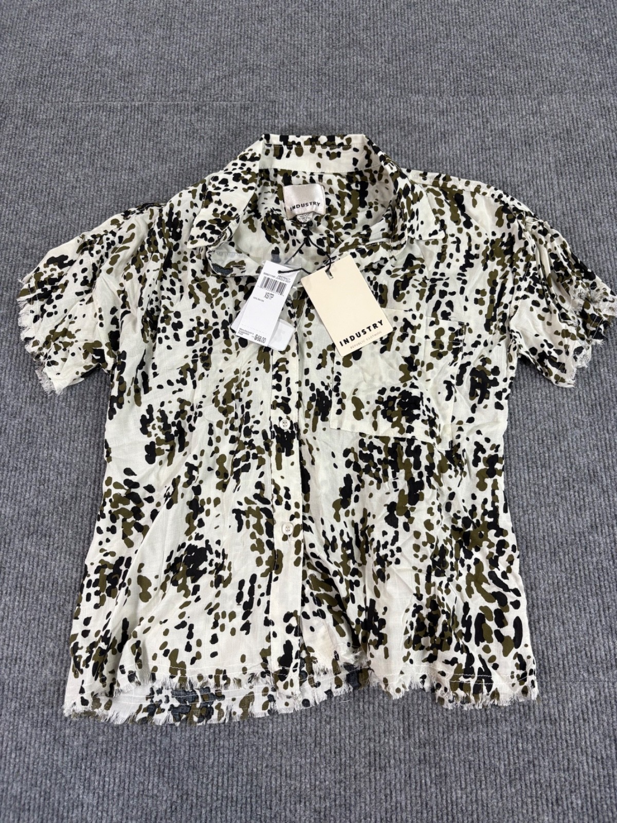 Industry Republic Clothing Womens Abstract Jungle Dot Frayed Button Up Shirt XS