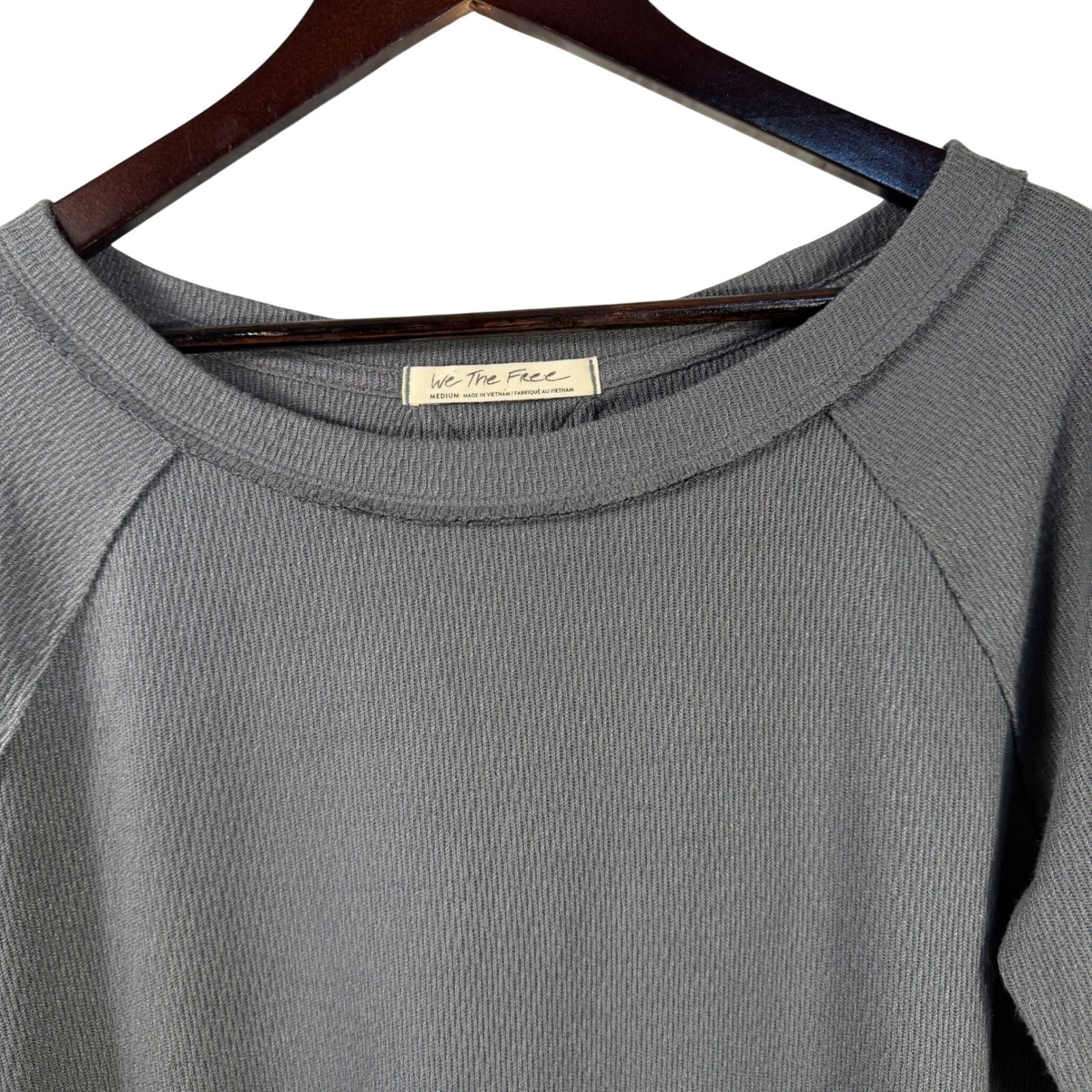 We The Free Waffle Knit Long Sleeve Top Women’s M Gray Slit Sides Thump holes