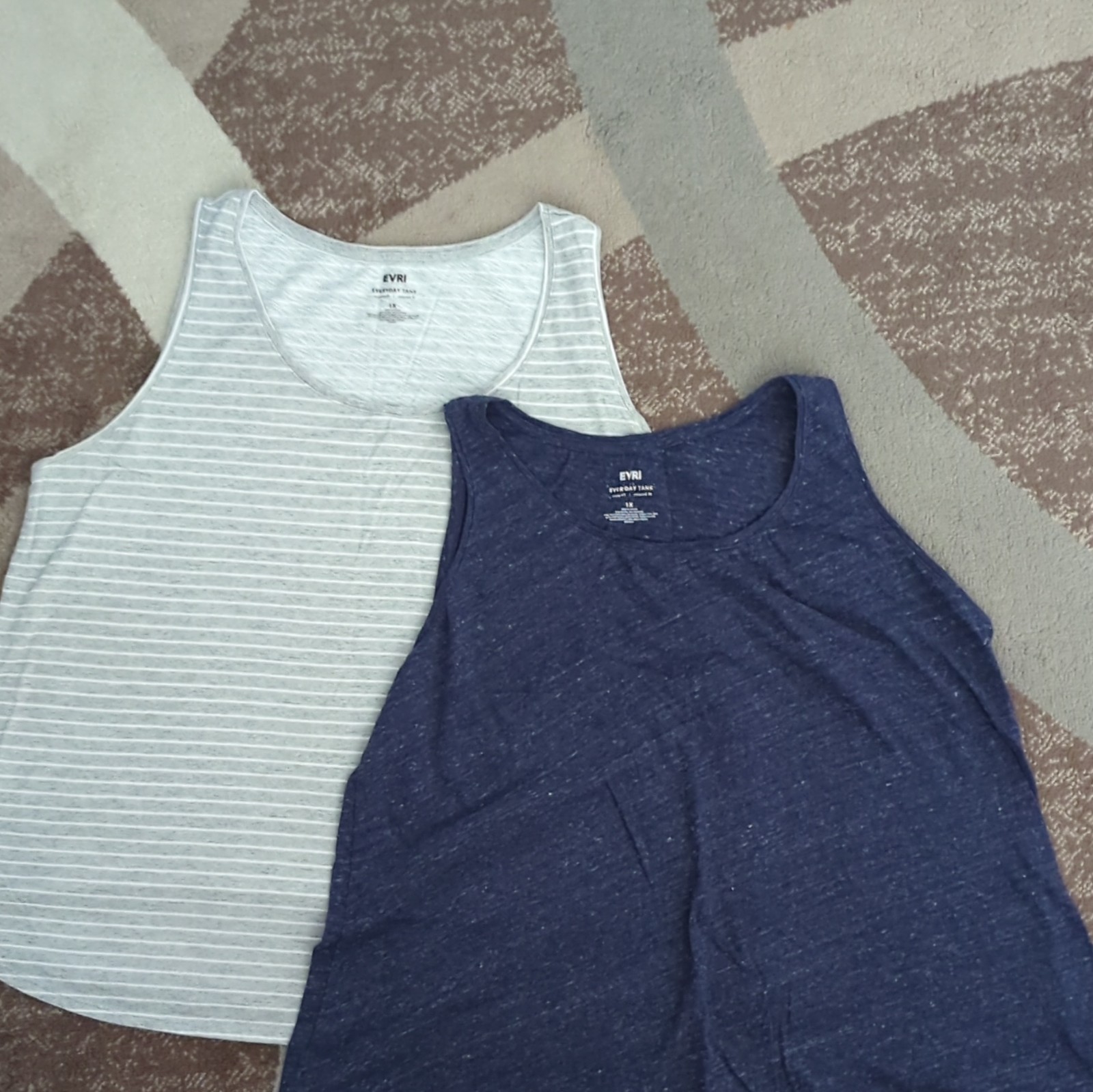 EVRI 2-Pack Women’s Plus 1X Tank Tops Scoop Neck Relaxed Lightweight Stripe