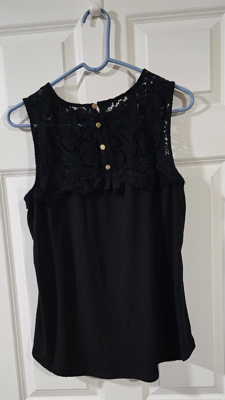 Anne Klein Black Sleeveless Topwith Lace yoke and gold tone buttons size L