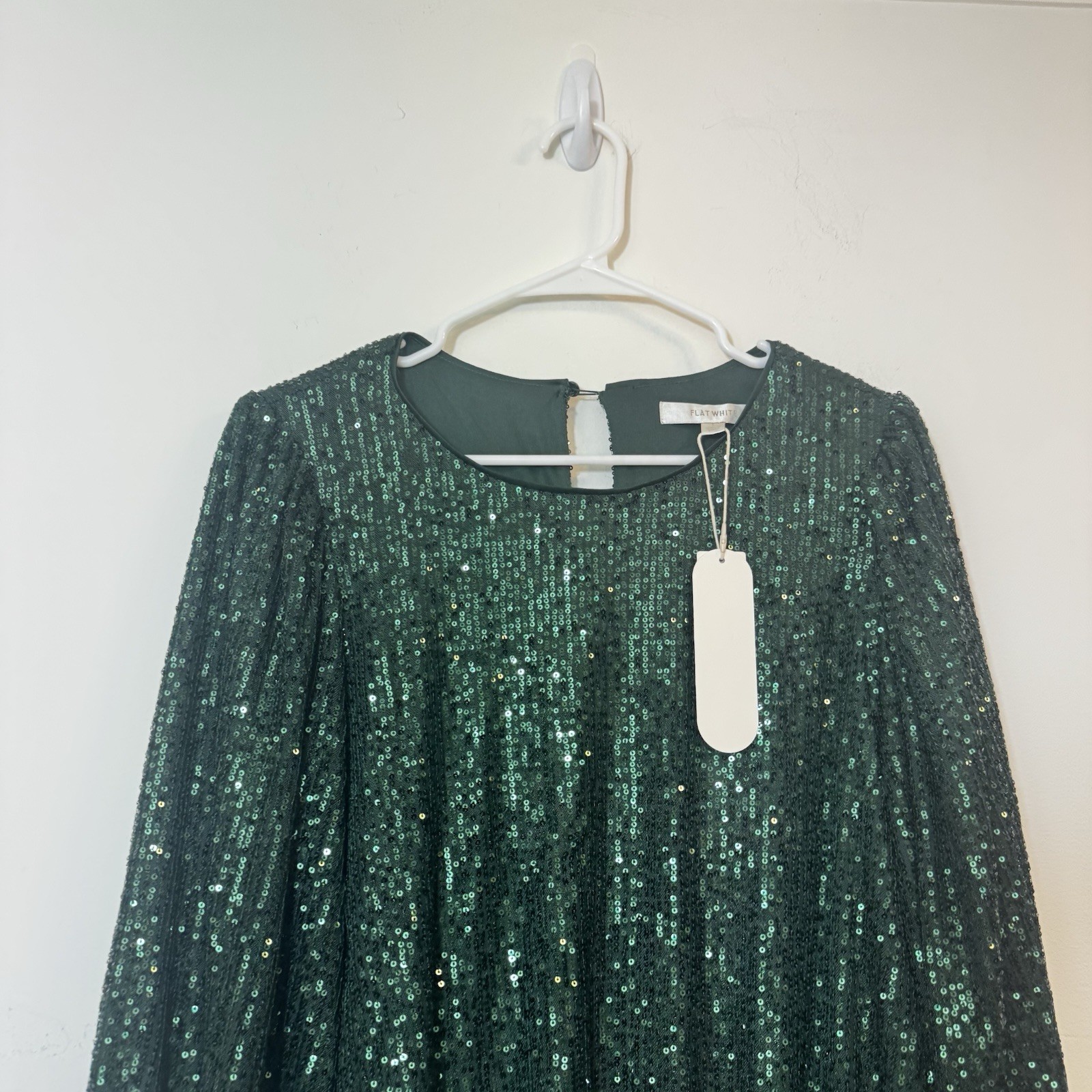 ANTHROPOLOGIE FLAT WHITE Sequin Crew Neck Top Size M Glam Party New