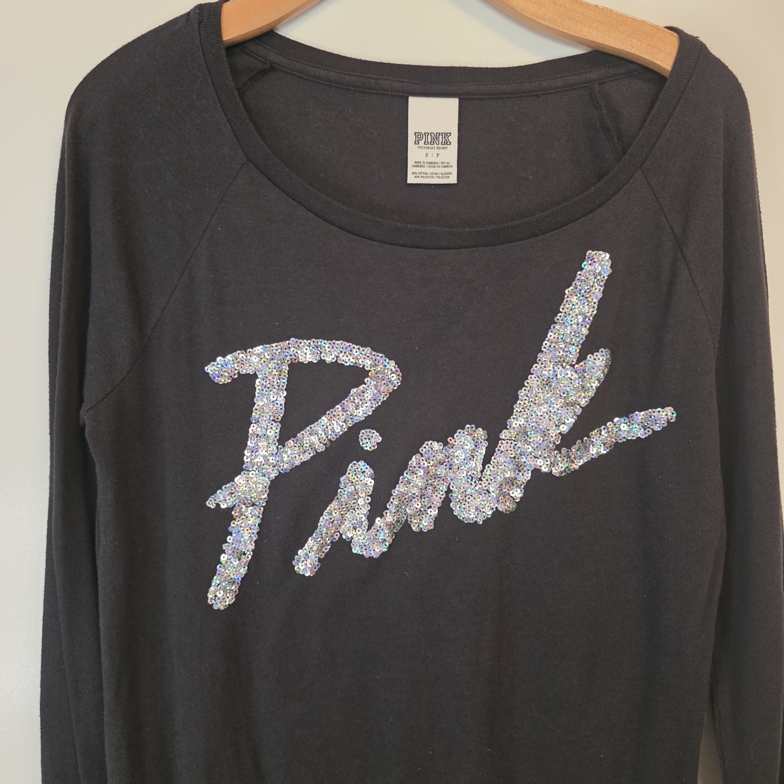 Victoria’s Secret PINK Sequin Logo Long Sleeve Tee Black Crew Neck Womens Small
