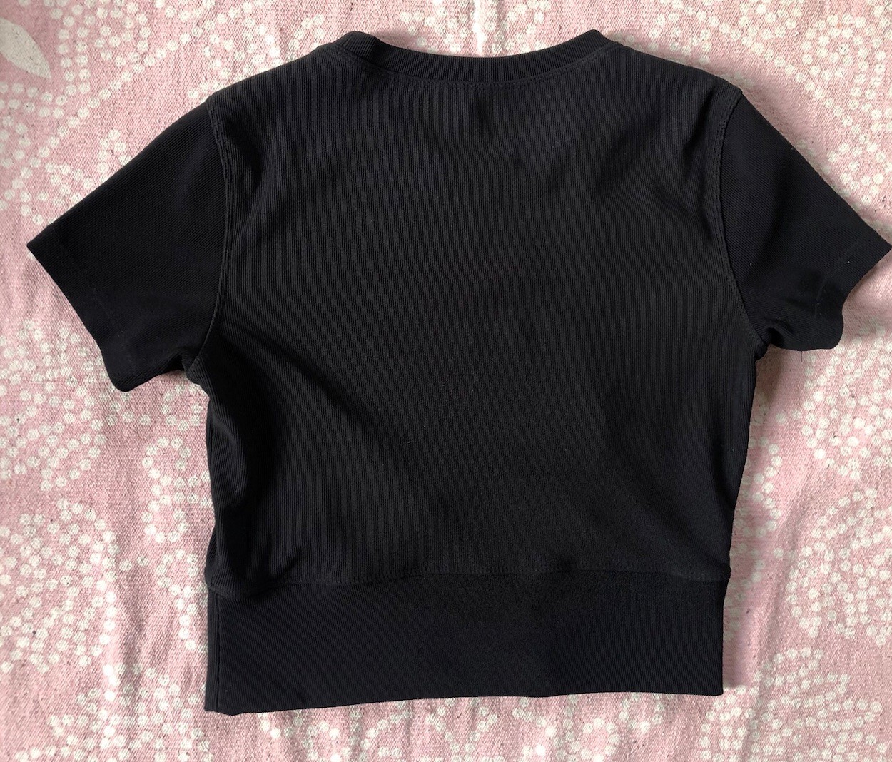 Move Theology L Black Short Sleeve Cropped Workout Top Stretchy Athleisure