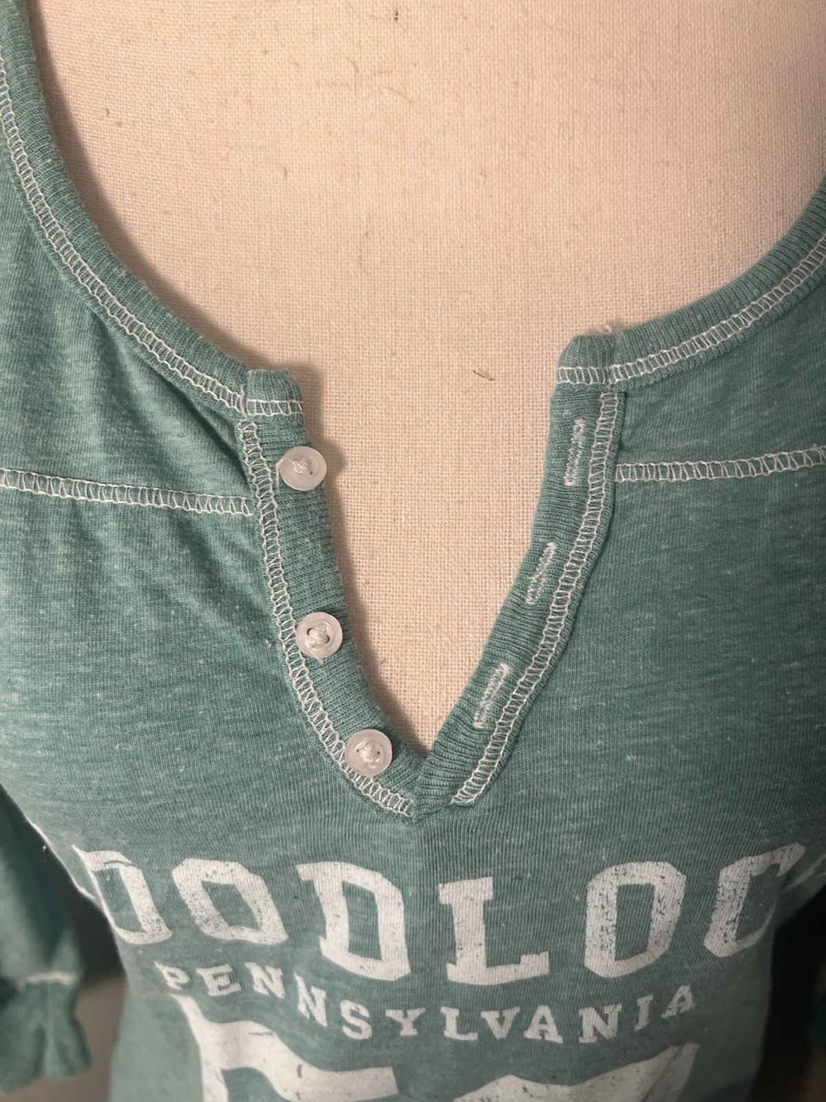 Woodloch Pines Pennsylvania 58 Henley Tee Shirt Womens Large 3/4 Sleeve