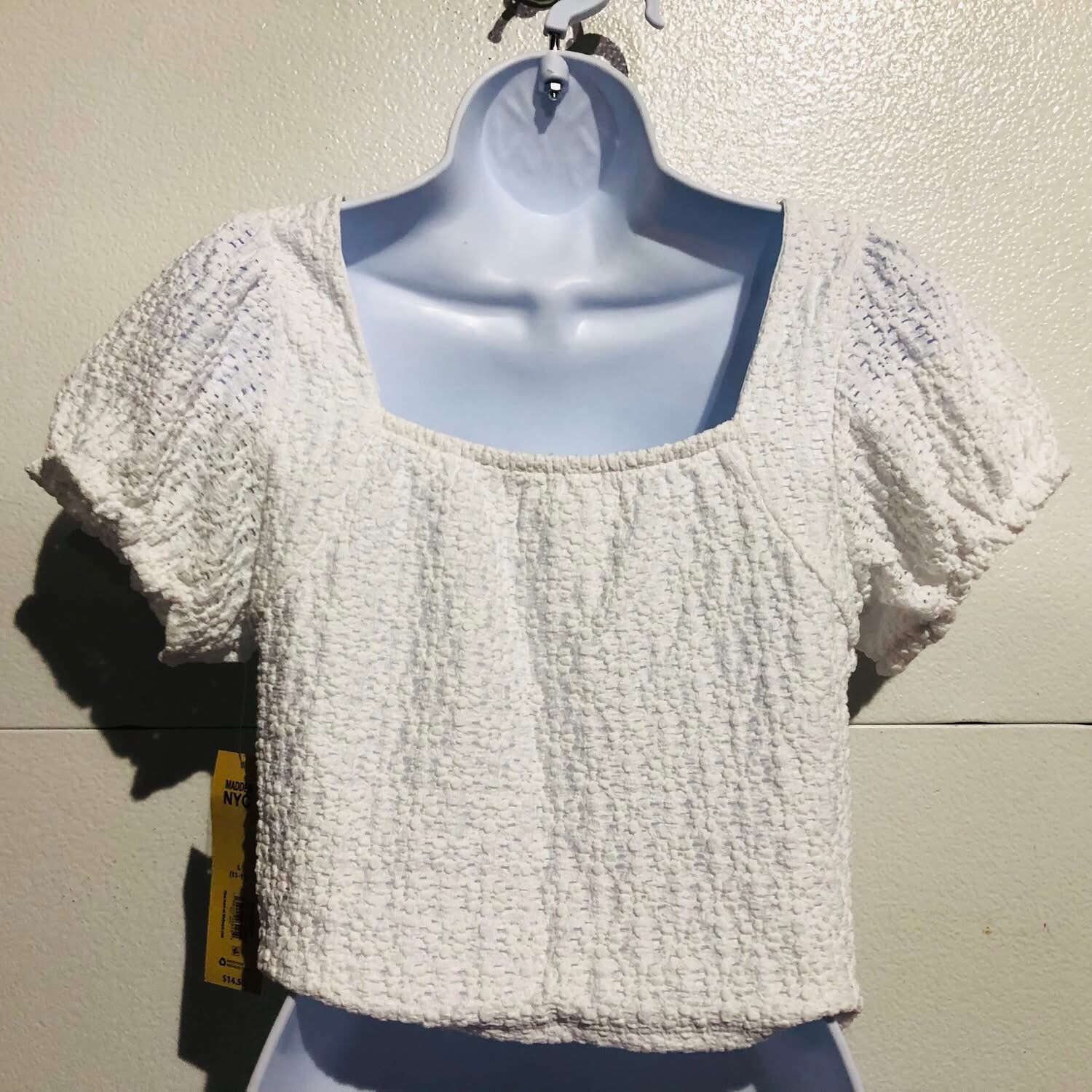 Madden NYC Juniors’ Size L (11-13) Lace Cropped Top New With Tags Condition