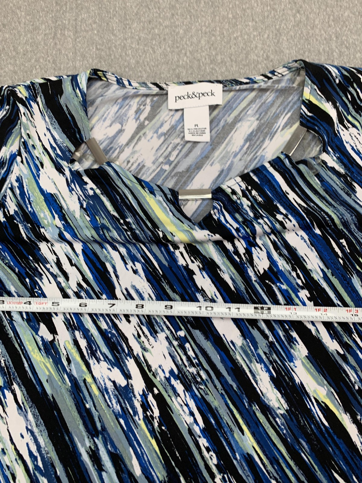 Peck & Peck Top Womens Petite Large Blue Abstract Print 3/4 Sleeve Split Neck