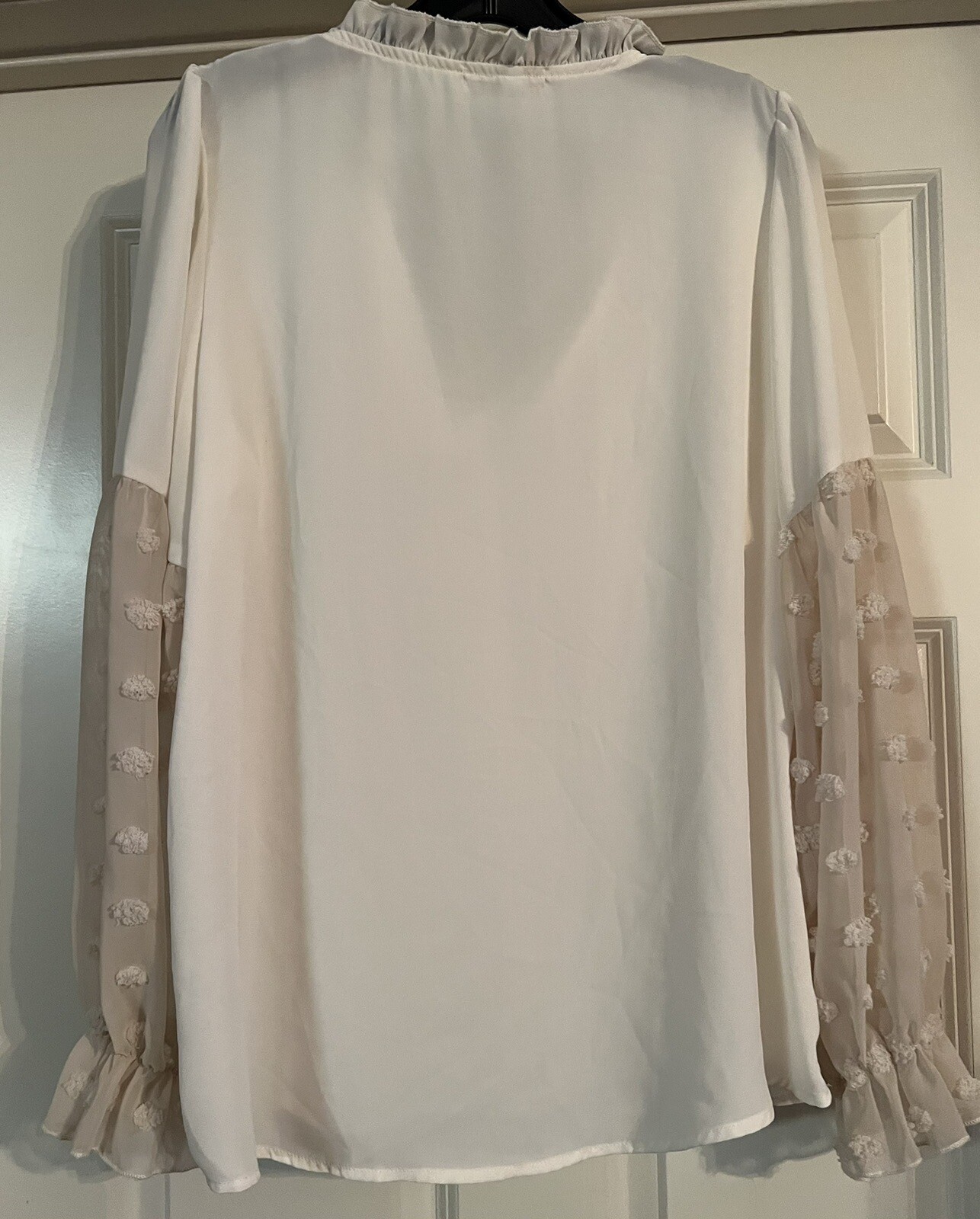 C+D+M Vintage Coastal Preppy Old Money Quiet Luxury Boho Ruffle Tie Neck Size M