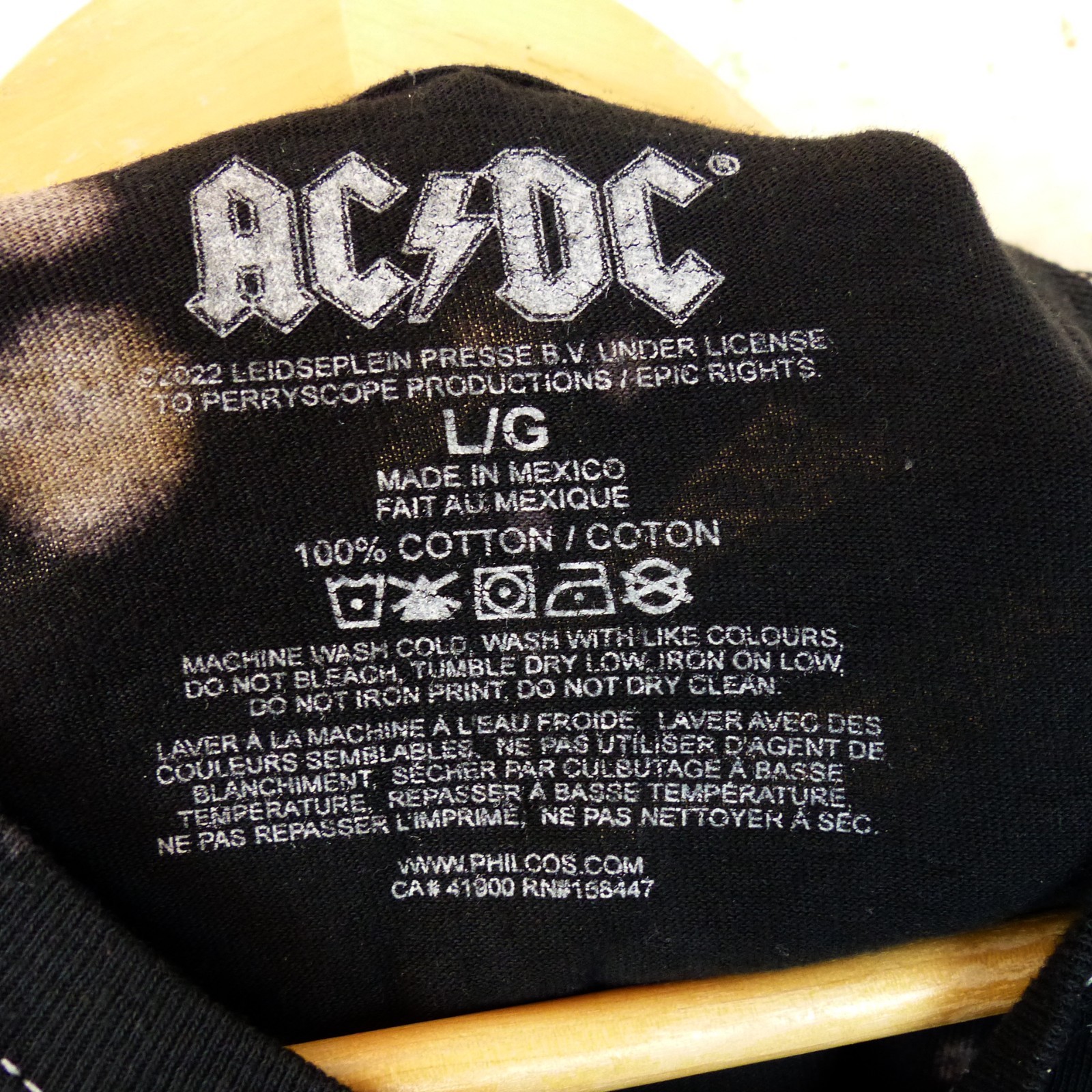 AC/DC Crop T Shirt Womens L Black Splatter American Logo US Tour Graphic Rock