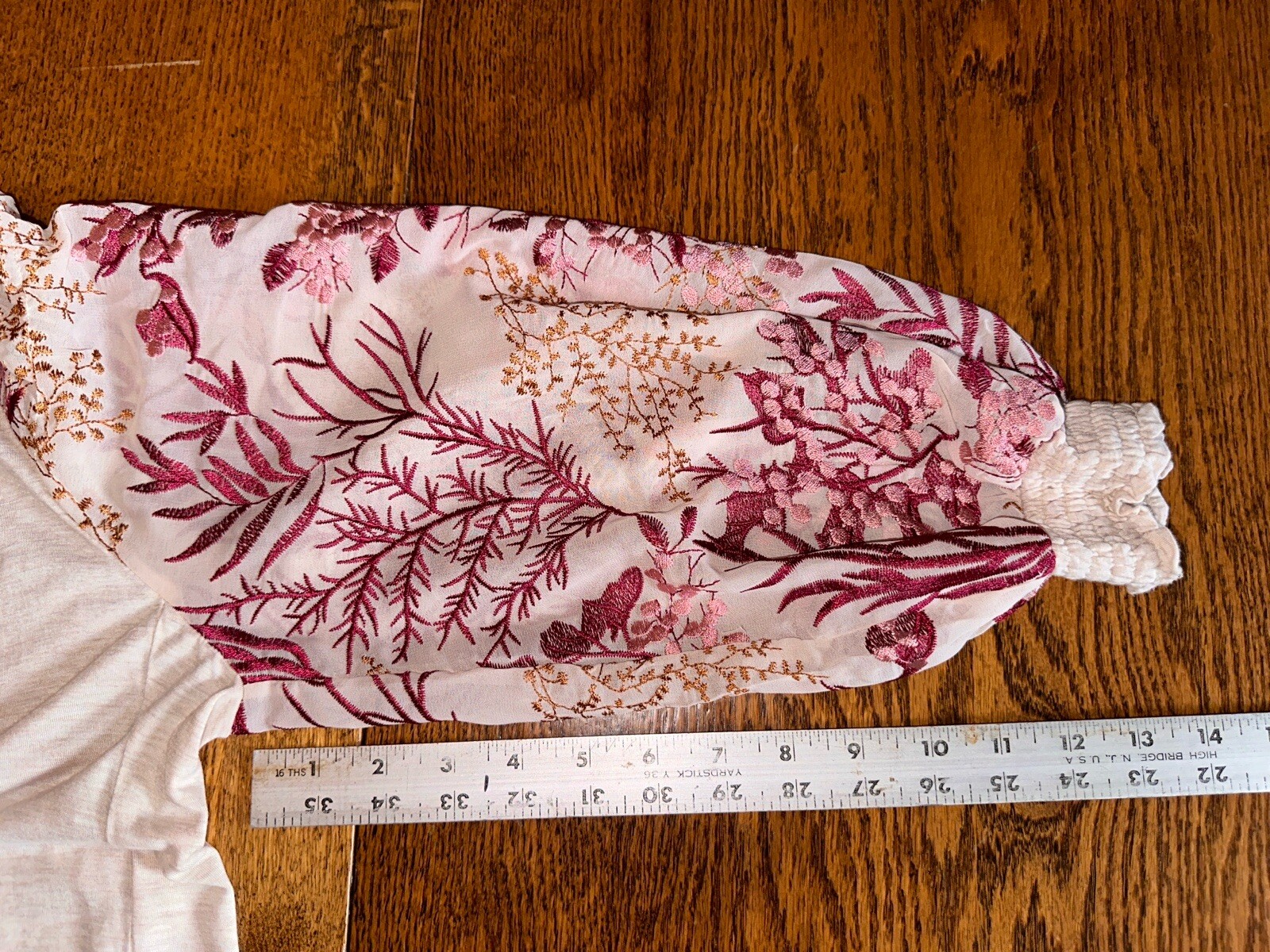 Anthropologie Tiny Floral Heavily Embroidered Bishop Puff Sleeve Boho Shirt XS