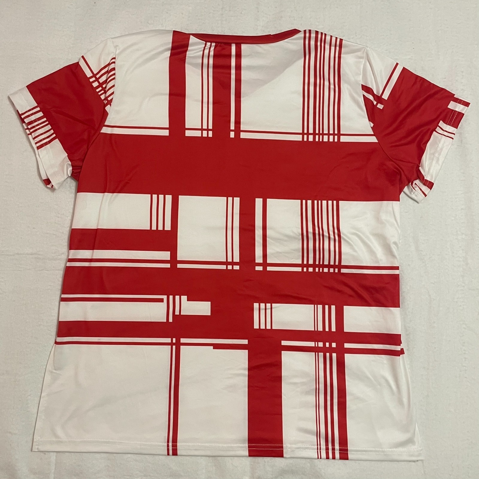 Women’s Red White Short Sleeve Shirt Size 1XL