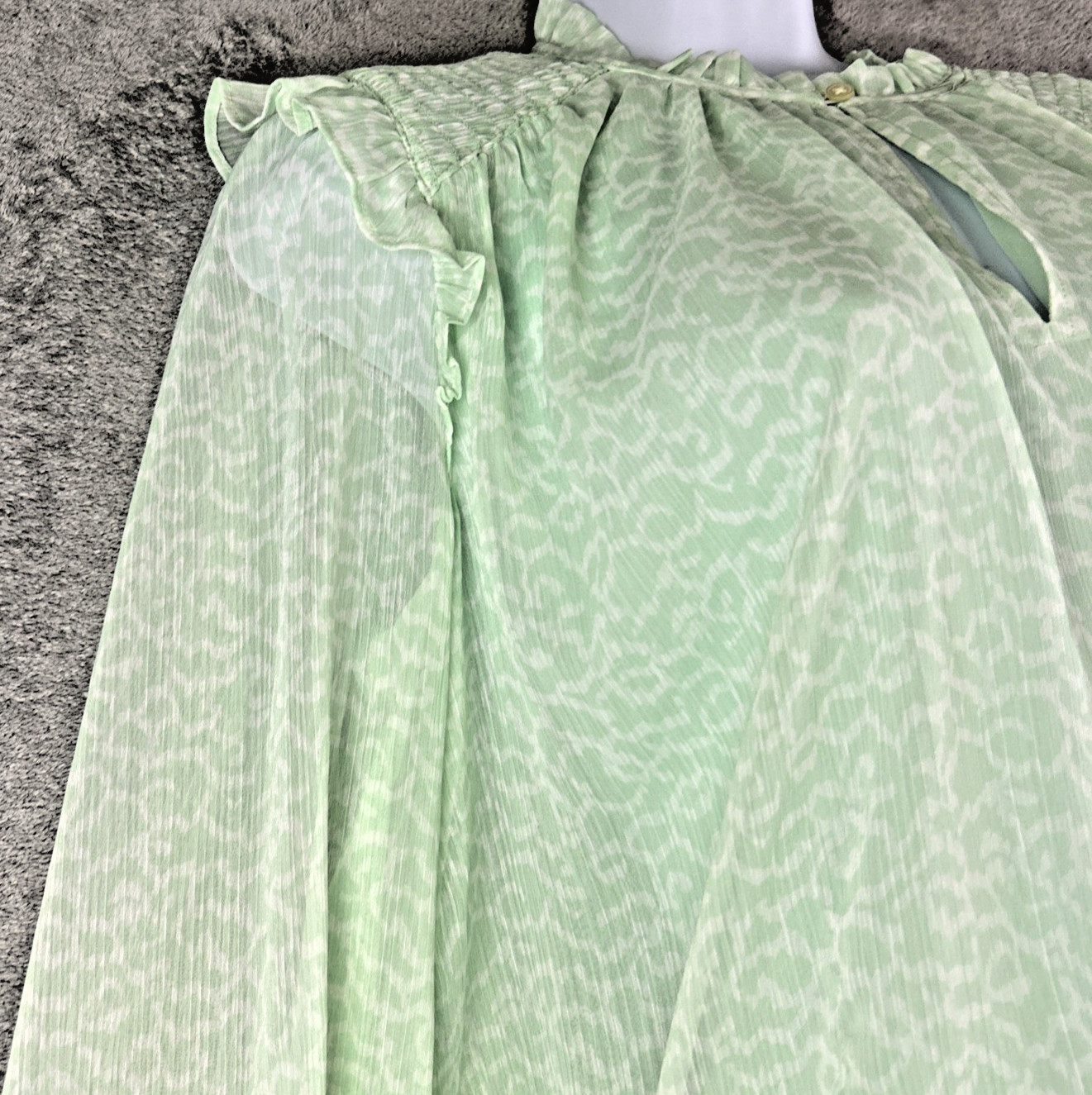 LOFT Blouse Small Smock Green Long Sleeve Keyhole Lined Lightweight Cottagecore