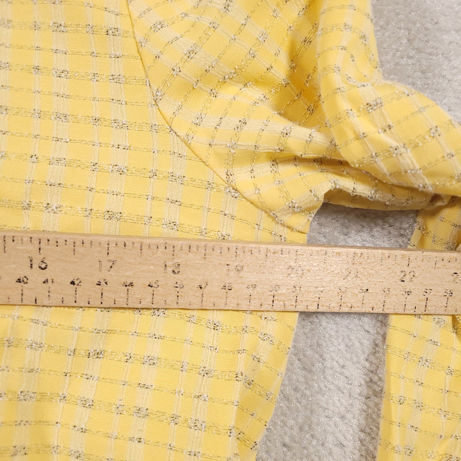 Christopher & Banks Henley Collared Shirt Women’s Medium Yellow Blouse Pockets