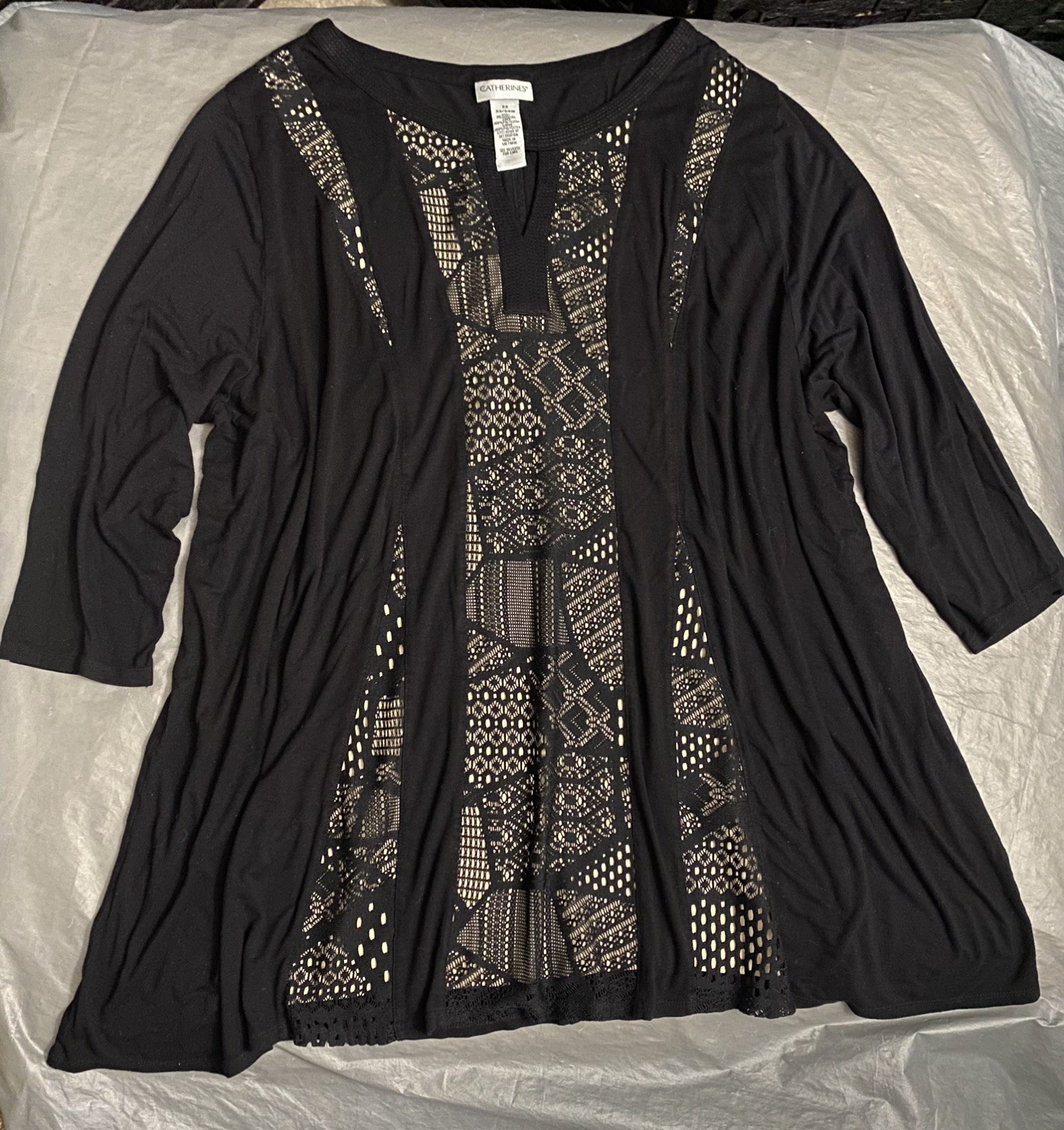 Catherines Keyhole Neck Tunic Plus 2X Stretch 3/4 Slv Black Crochet Lace Overlay
