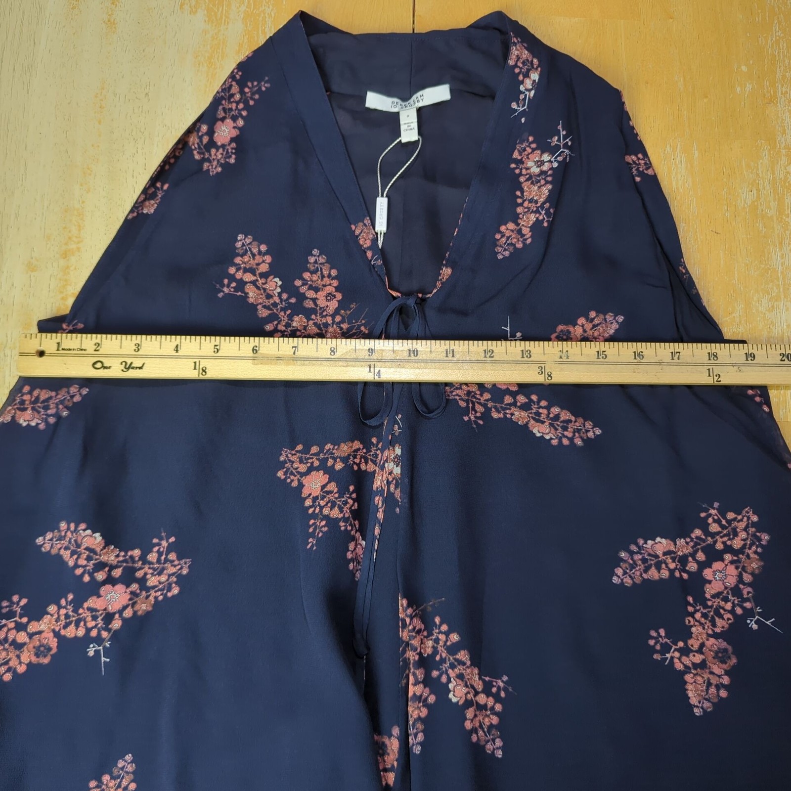 DEREK LAM 10 CROSBY Top Womens Sz 8 blue Floral sleeveless summer Bohemian