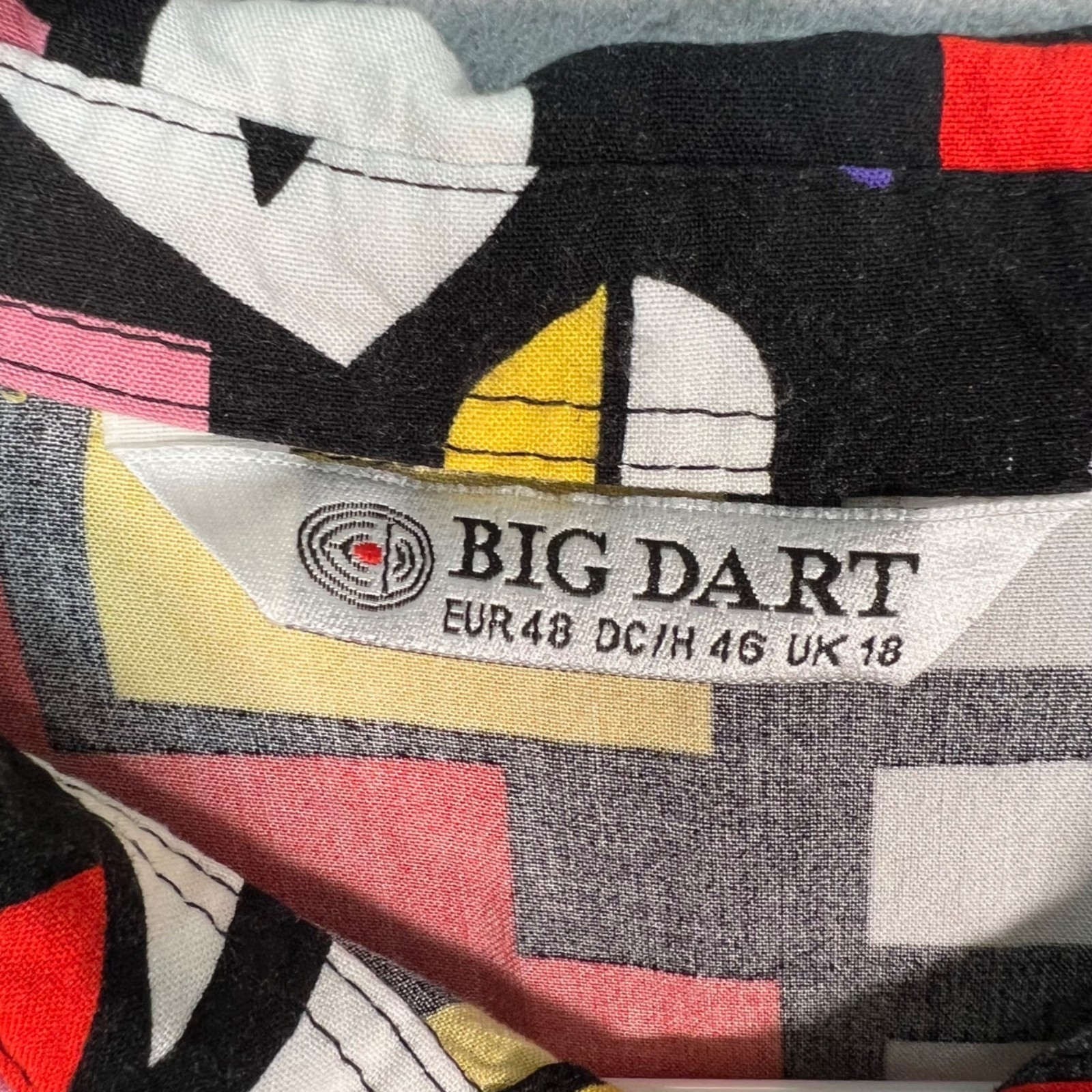 Big Dart Womens Size 48 EUR Abstract Graphic Print Long-Sleeve Shirt