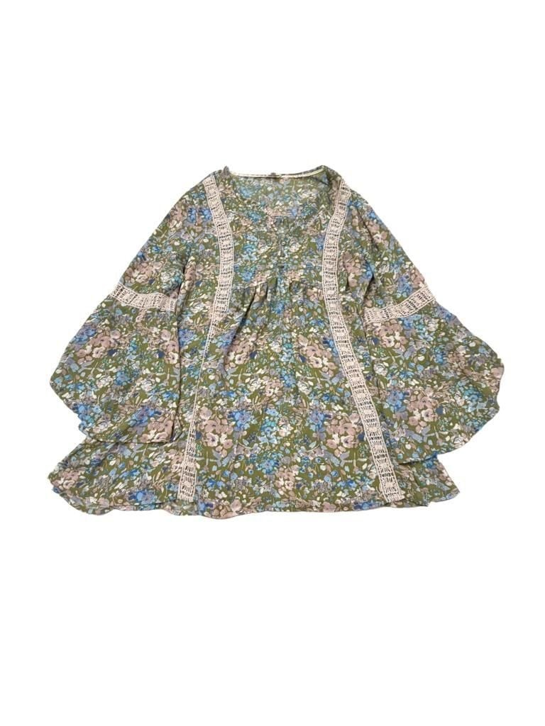 Spense Women’s Green Floral Split Neck with Crochet Lace Trim and Bell Sleeves