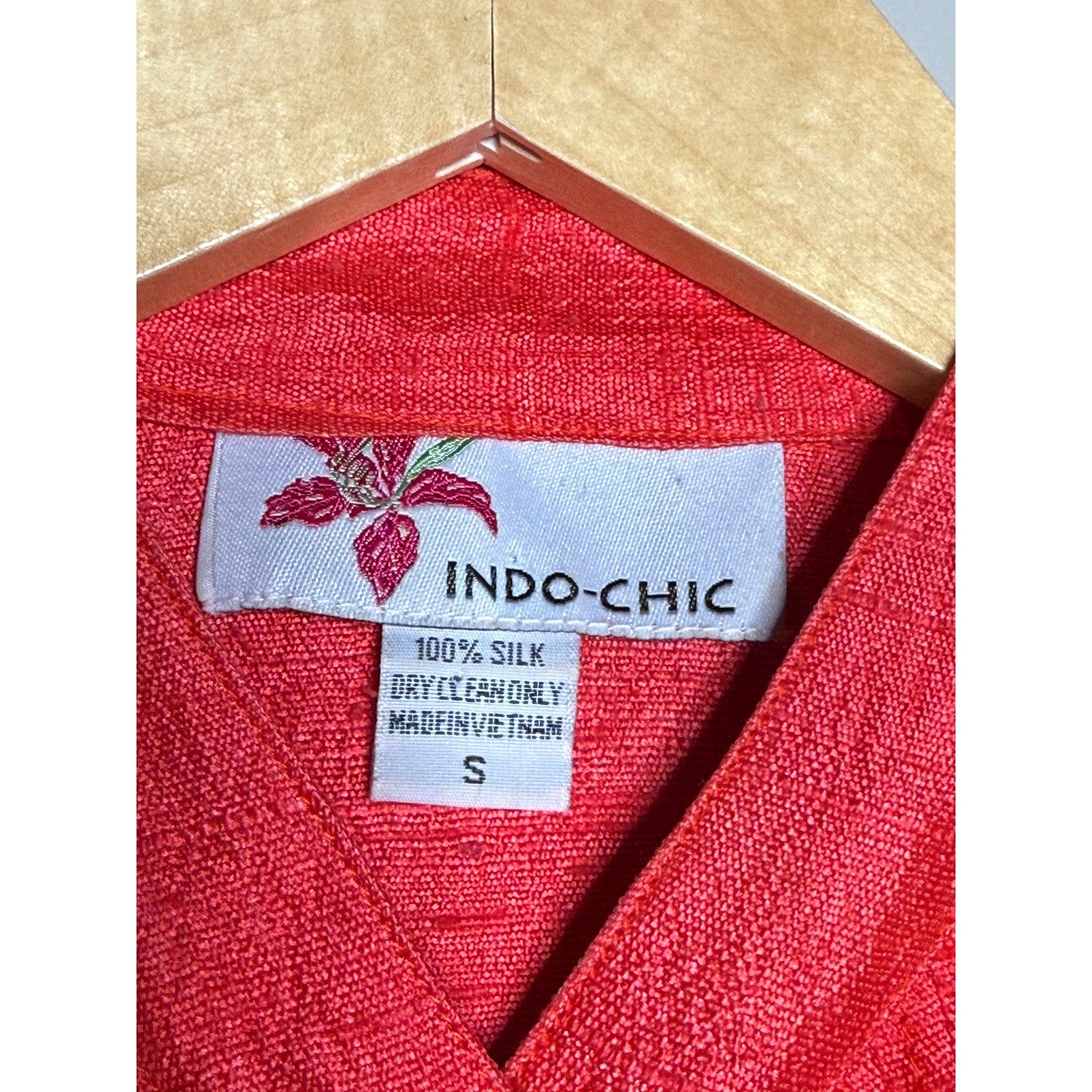 Indo-Chic Red 100% Raw Silk Pleated Mandarin Collar Blouse Top Small