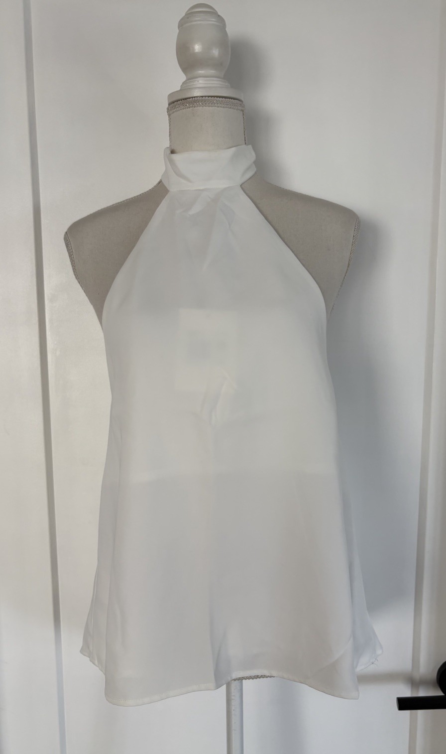 Women’s NWT Endless Rose White High Neck Tie Halter Top Size L