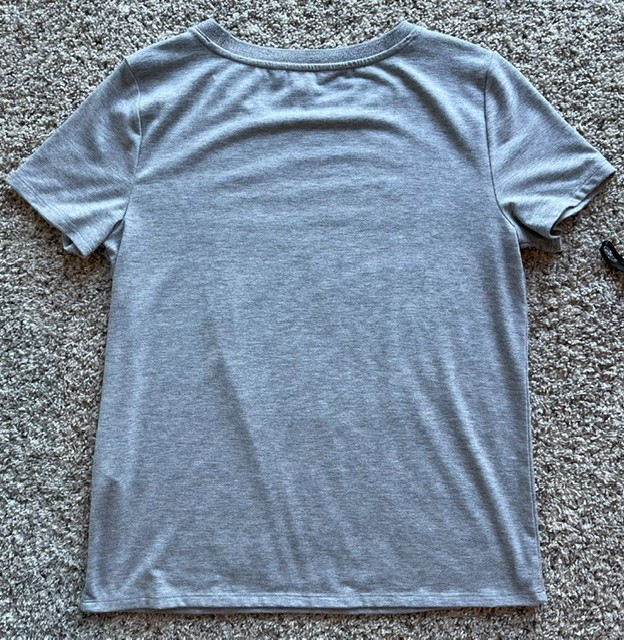 Joe Fresh Gray Short Sleeve Classic Preppy T-Shirt Sparkle Trim Neckline Medium