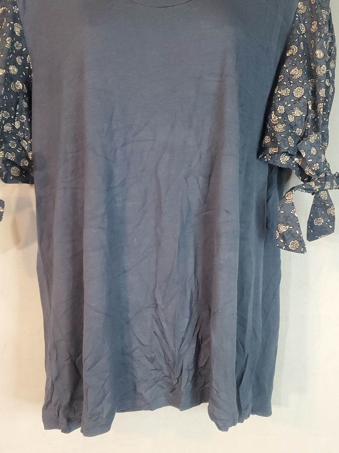 Ann Taylor Puff Sleeve Blouse Women’s Size XL Tie Cuff