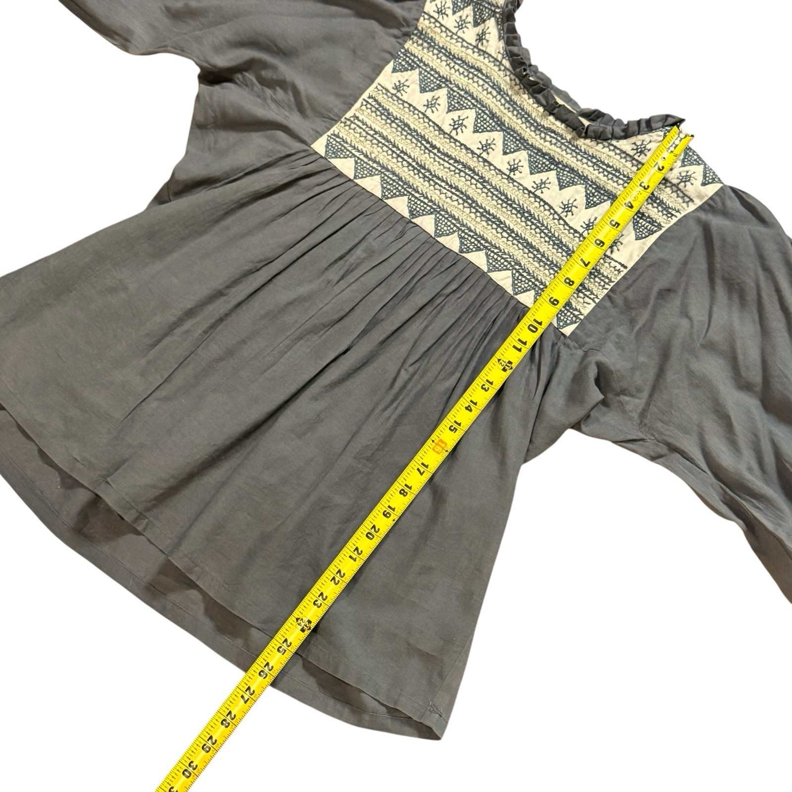 Alamwar Walk The Earth Embroidered Boho Peasant Long Sleeve Top Small Gray Beige