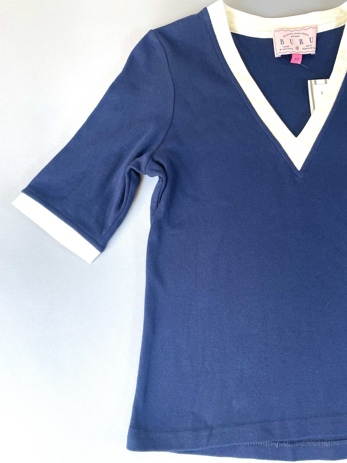 Buru Contrast Tee Navy Linen Cotton XS V Neck New With Tags ($128)