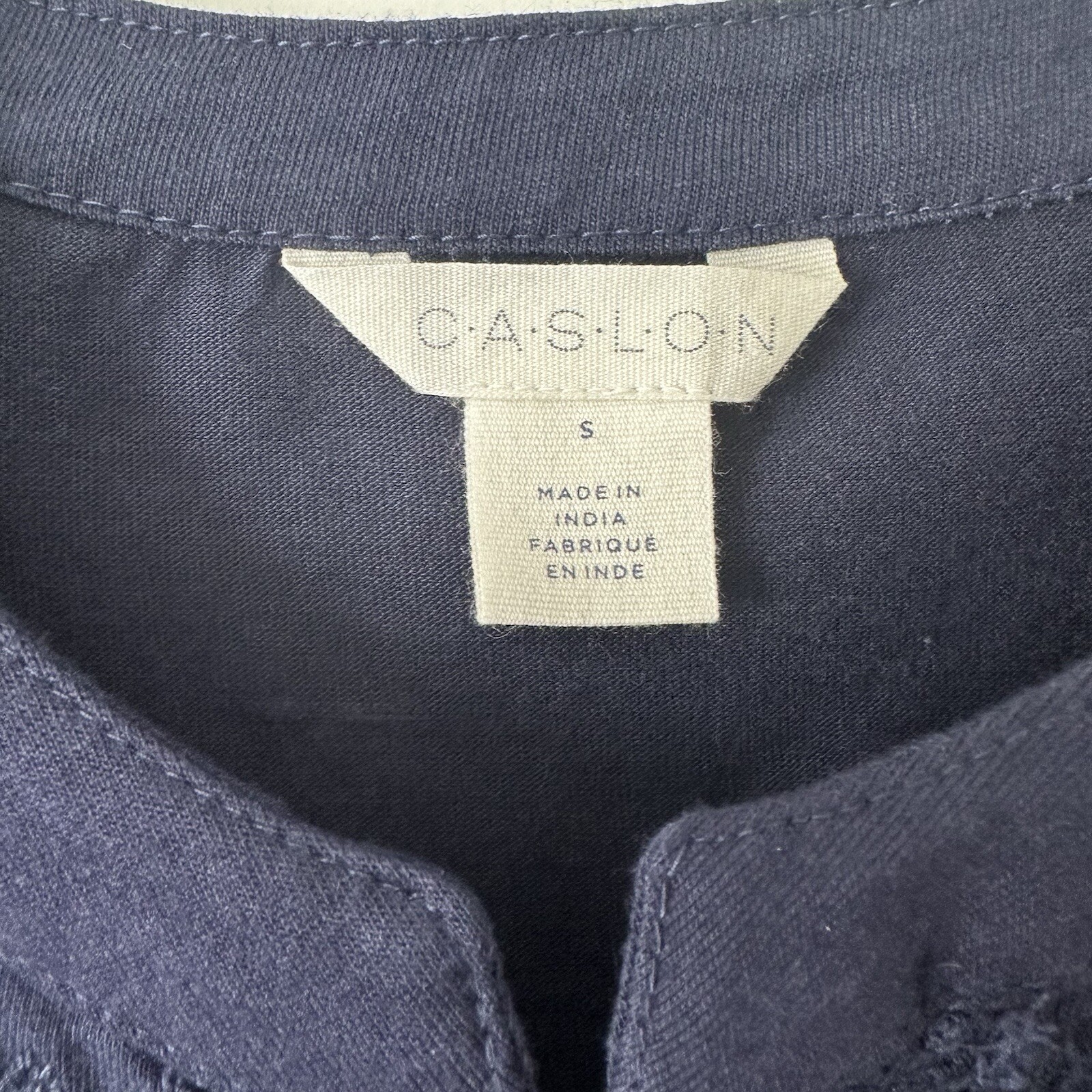 Caslon Navy Blue Embroidered Yoke Lace Trim Ruffle Tank Size Small