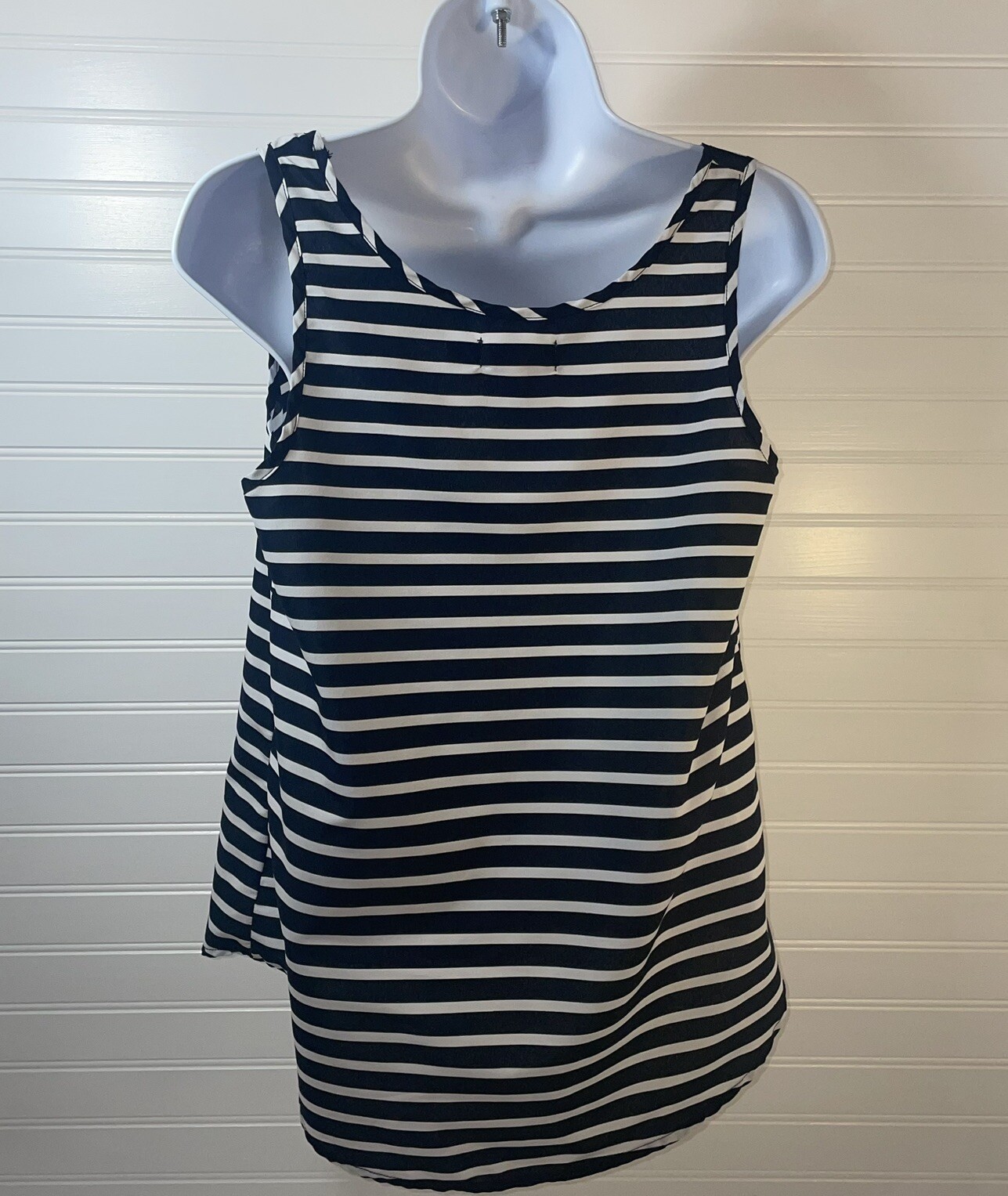 Faded Glory Top Tank Blouse Women Small (4-6) Dark Navy Stripes Scoop Neck Shirt