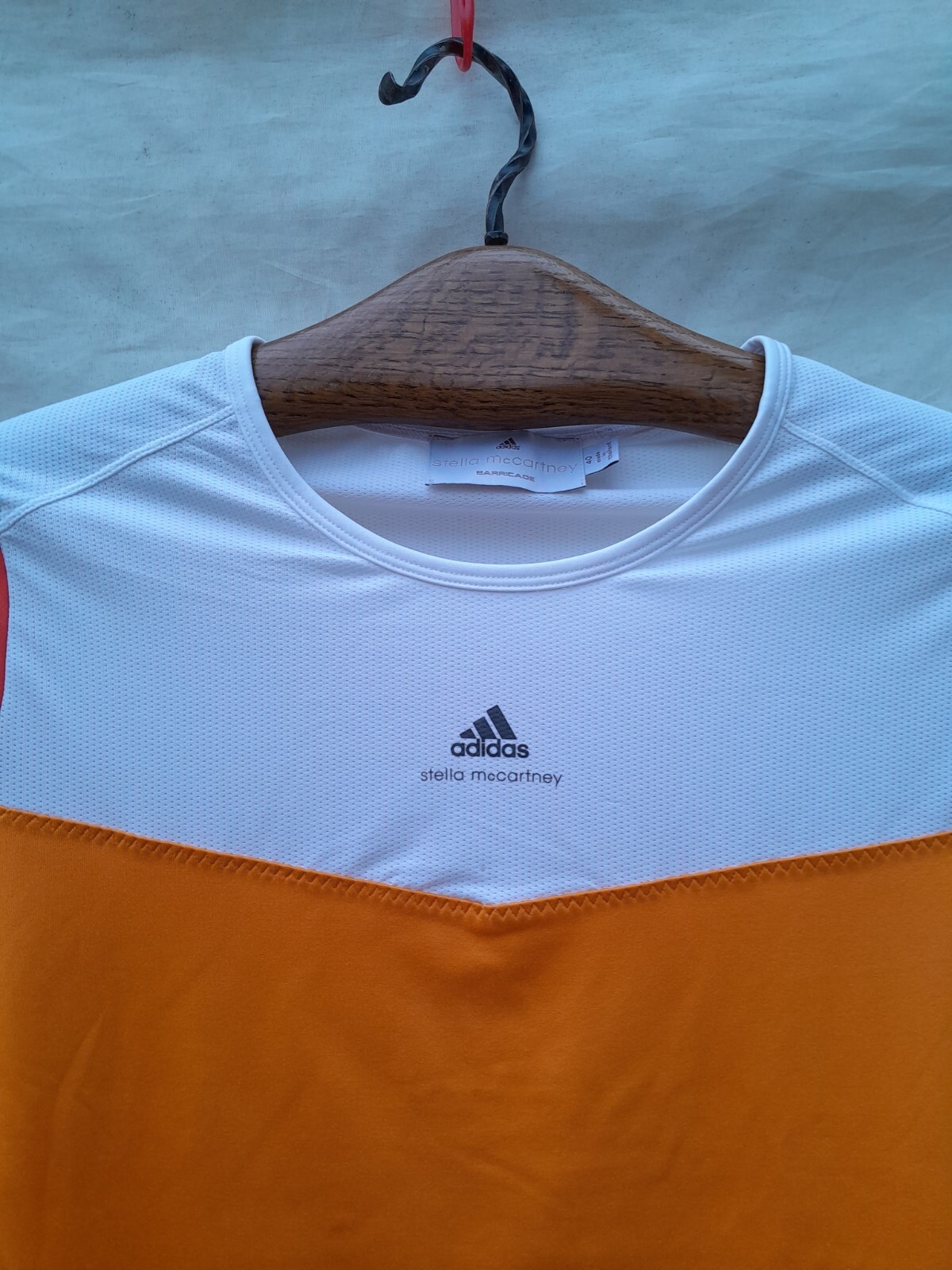 adidas by Stella McCartney Shirt Women’s Medium Orange White Hard Workout Flaw