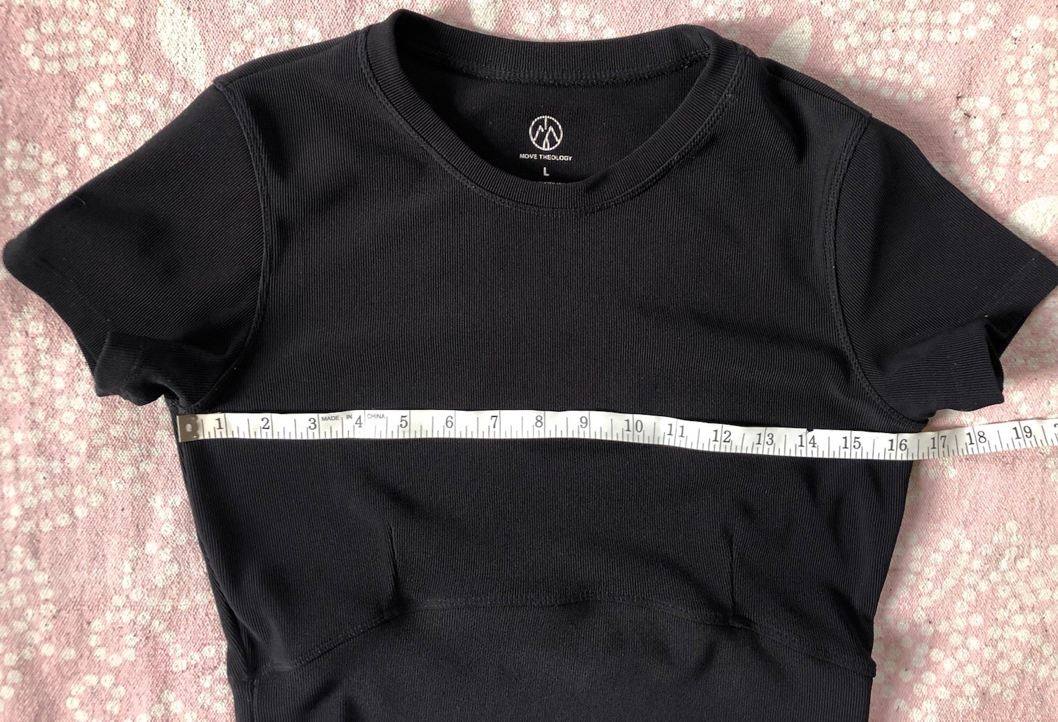 Move Theology L Black Short Sleeve Cropped Workout Top Stretchy Athleisure