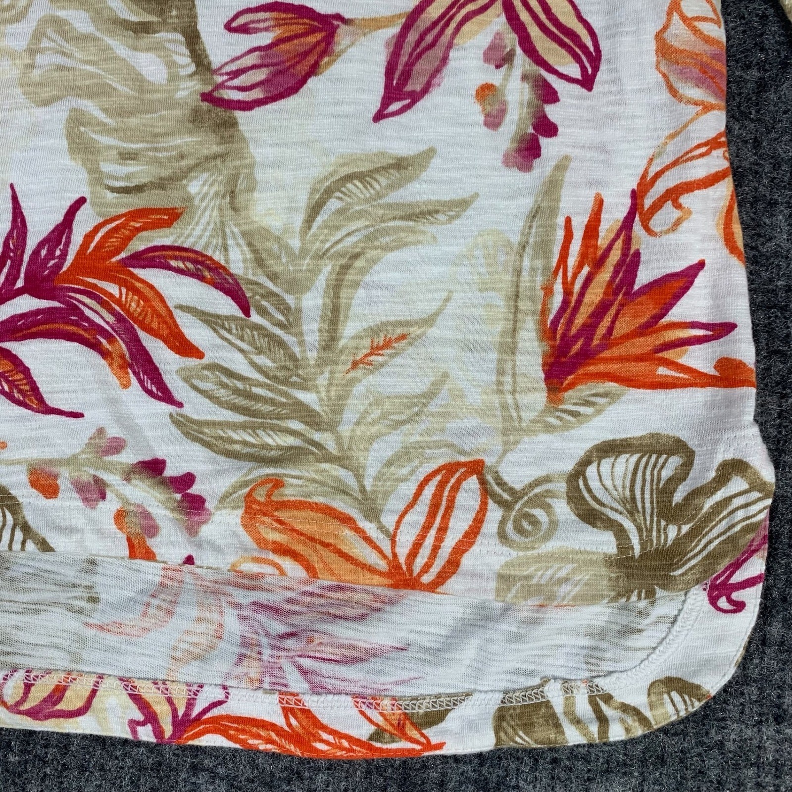 Chicos Top Womens 1 Medium White Orange Tropical Floral 3/4 Sleeve Coastal Beach