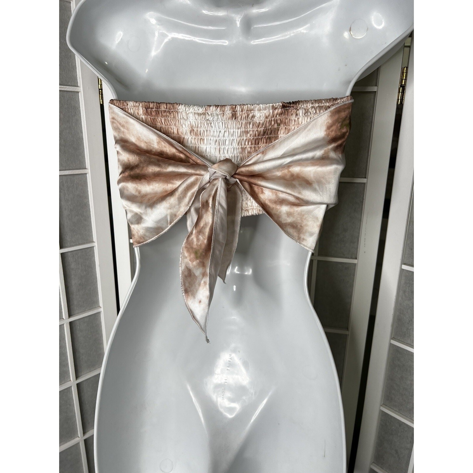 NWT Mixology Waterfall In Love Tie Top Size Small Brand New
