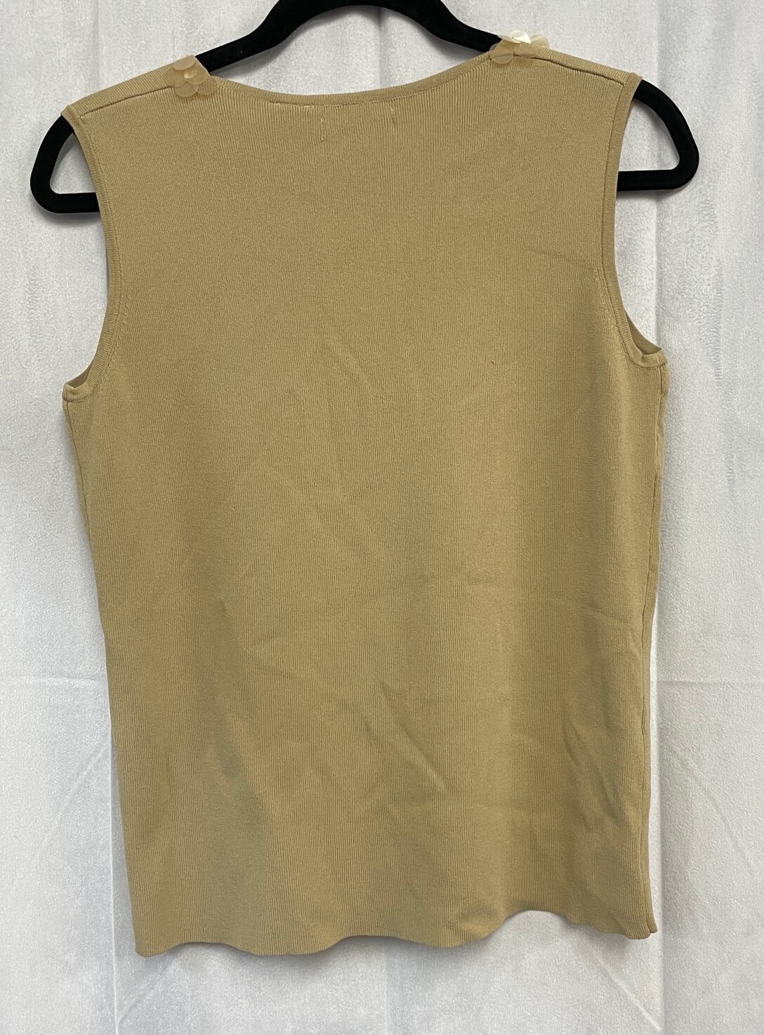Laura Ashley Women’s Tan Sleeveless V Neck Knit Top Size Medium New Classic