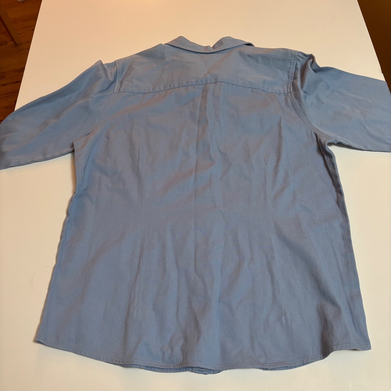 Remington Ladies Long Sleeve Button Down Blue Camo Trim M Discolored