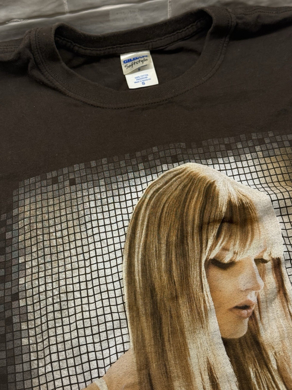 Taylor Swift Speak Now T-Shirt SMALL Women’s Concert Tour 2011 Authentic Brown