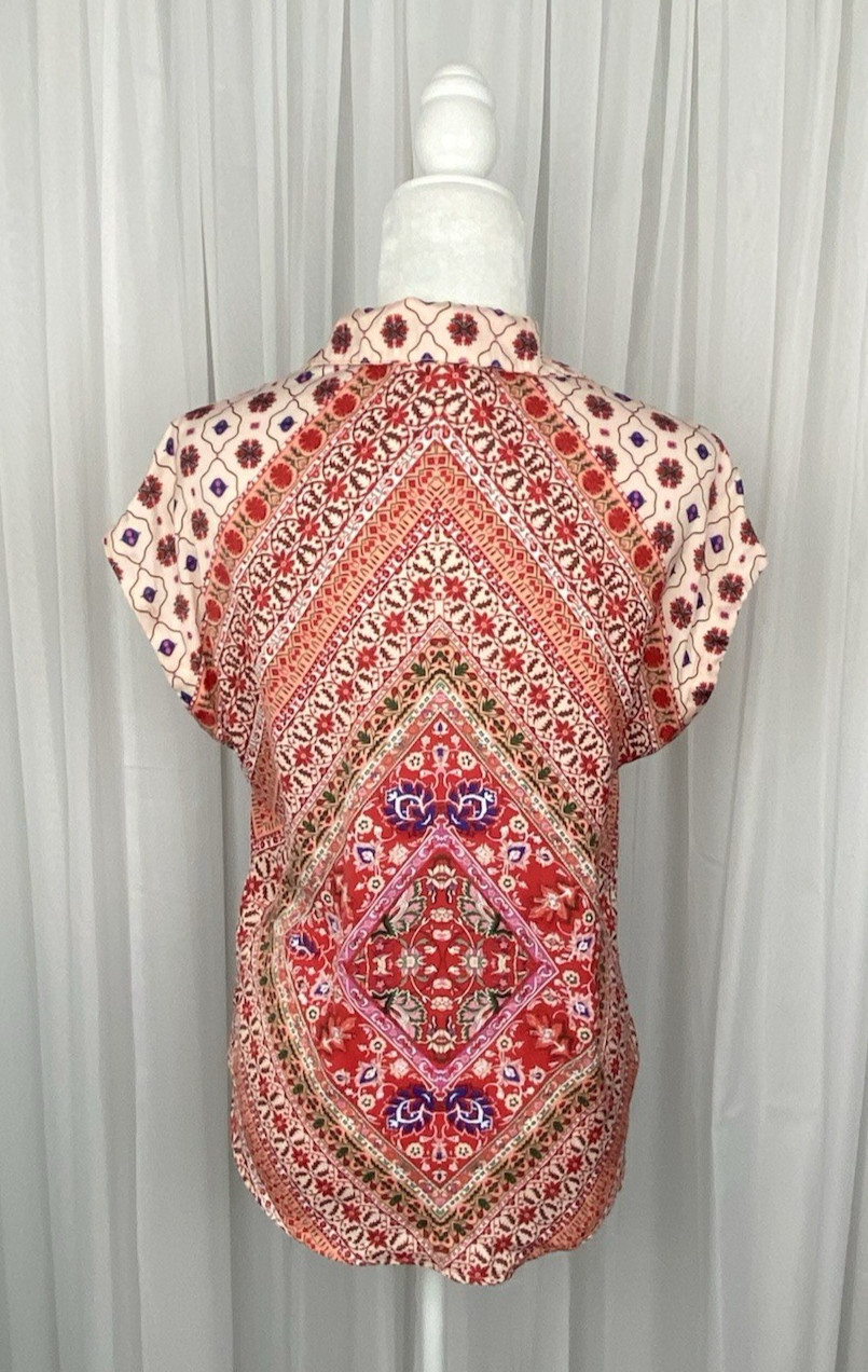 Rachel Zoe Women’s Size XS Pink Red Floral Short Sleeve Pullover V Neck Blouse