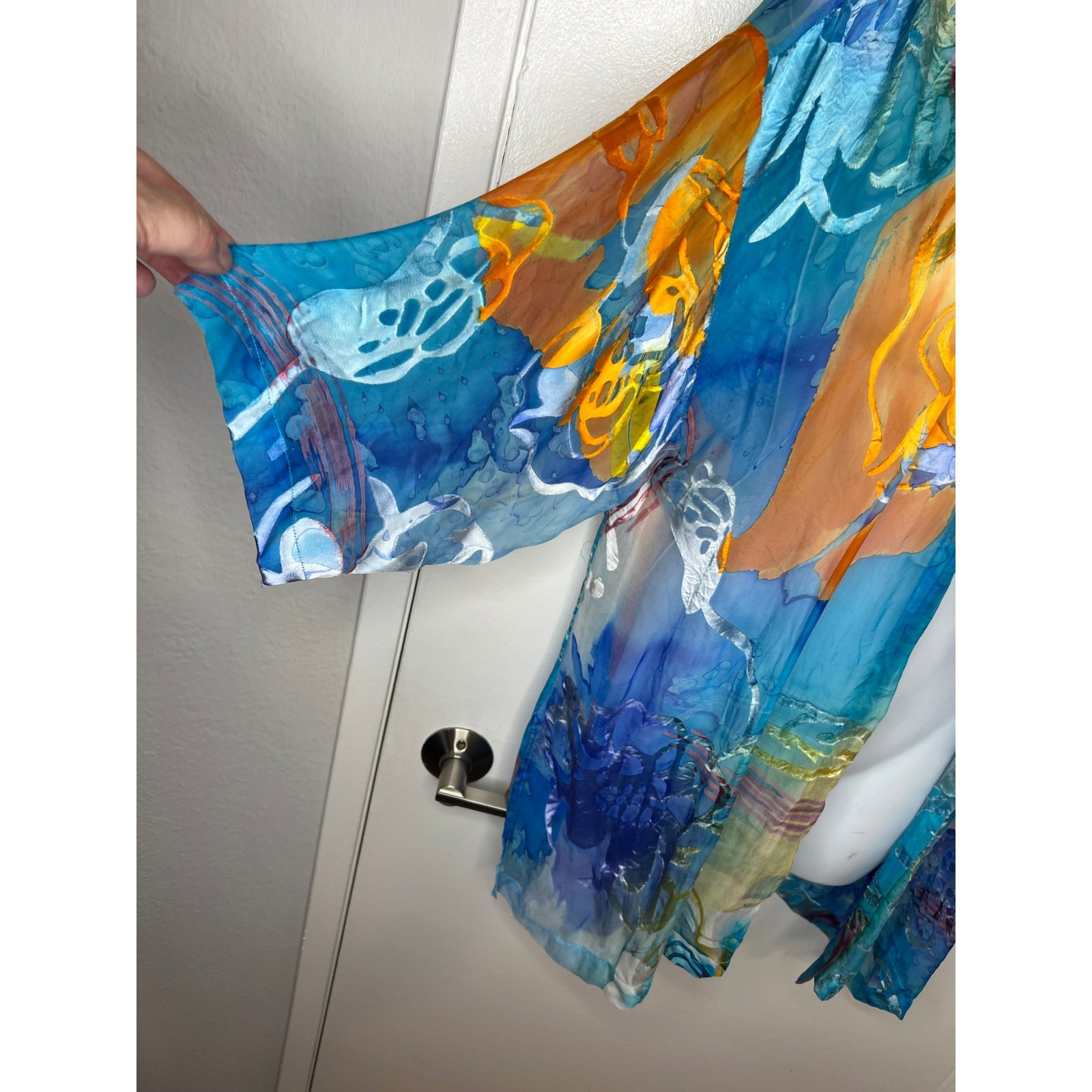 Draper’s & Damon’s Silk Blend Burnout Kimono Topper Floral Abstract One Size