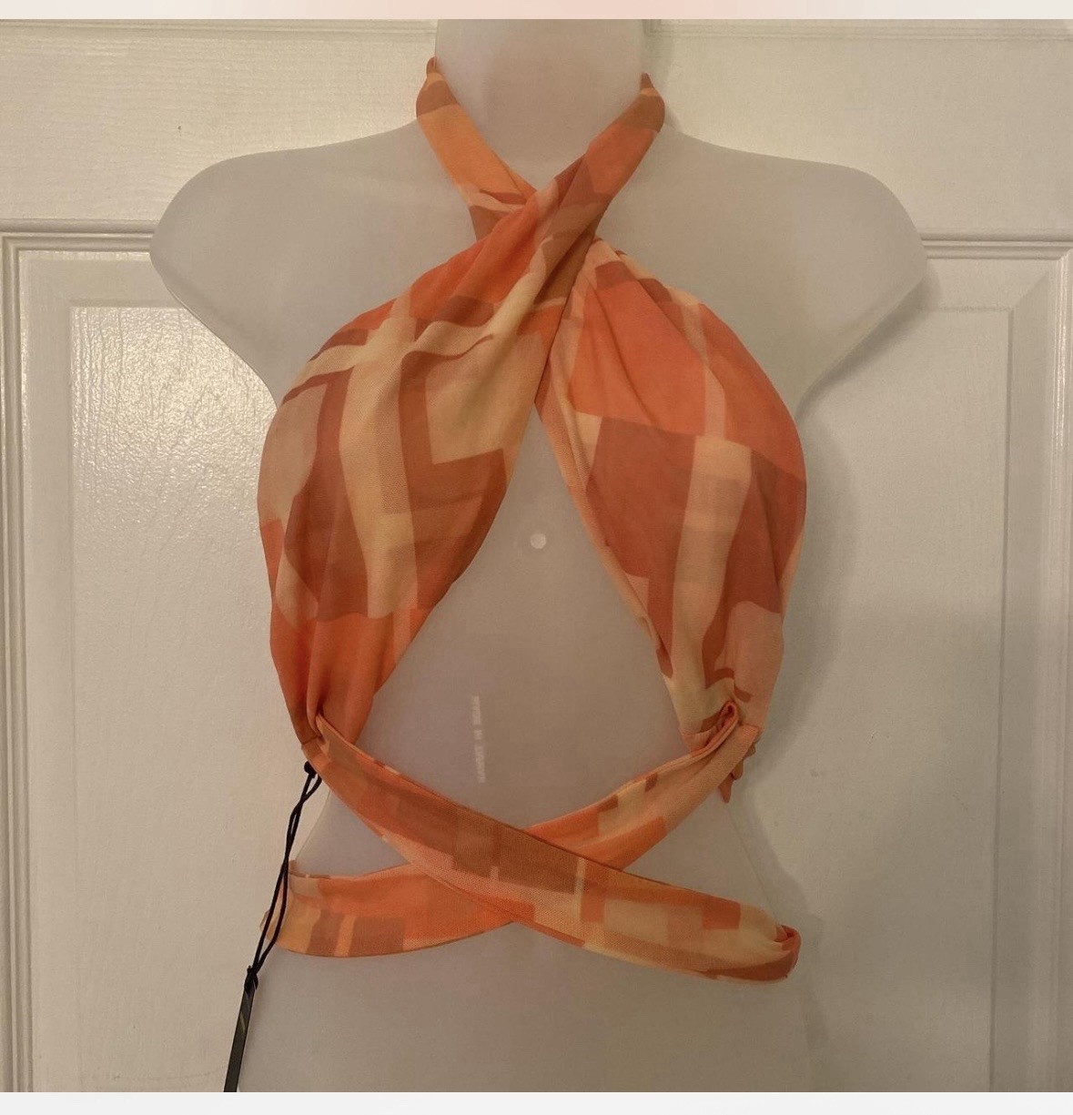 Finesse Wrap Halter Top Women’s Medium