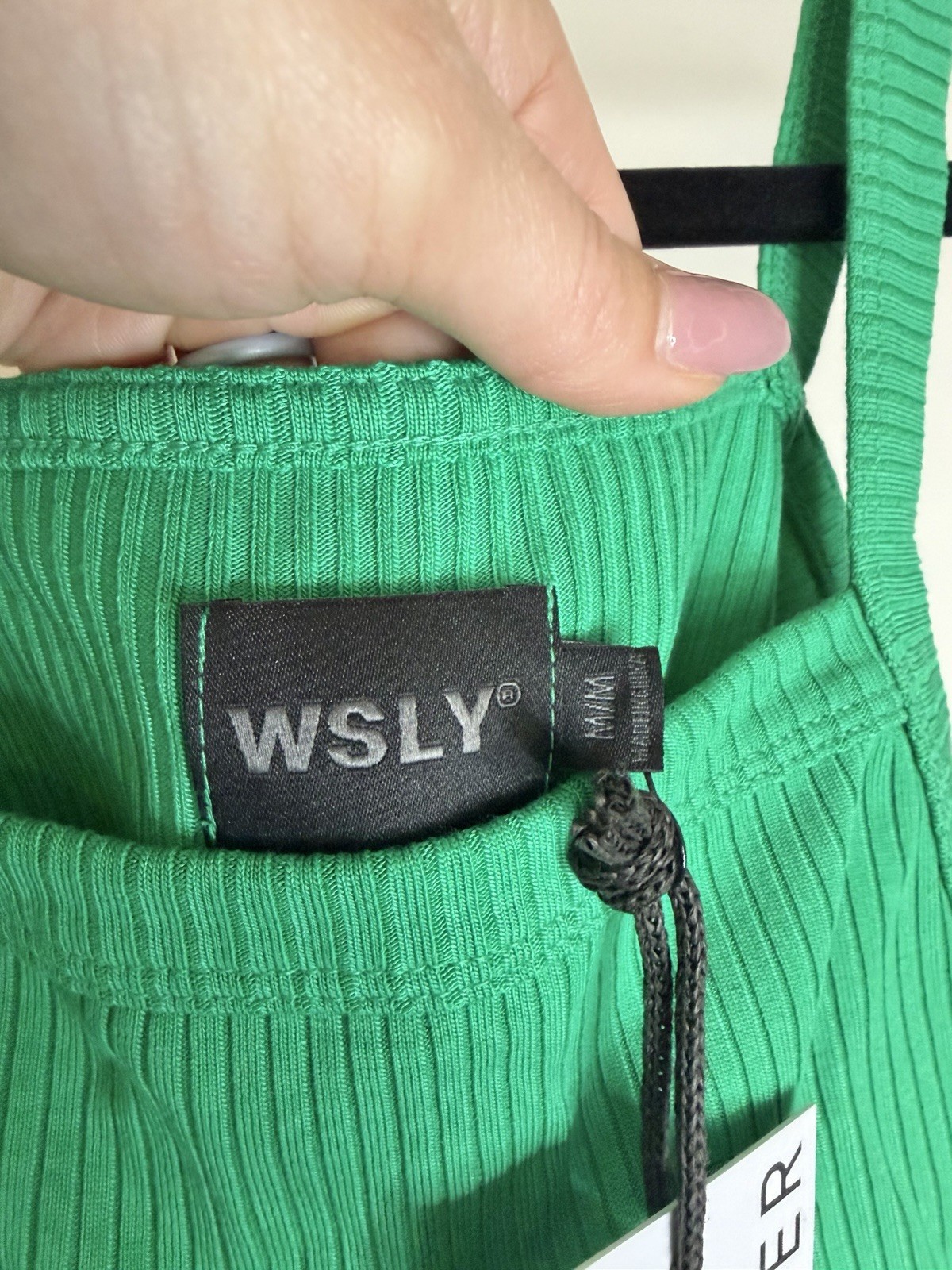 WSLY Green Sleeveless Straight Neck Ribbed Knit Camisole Tank Top M BW202117