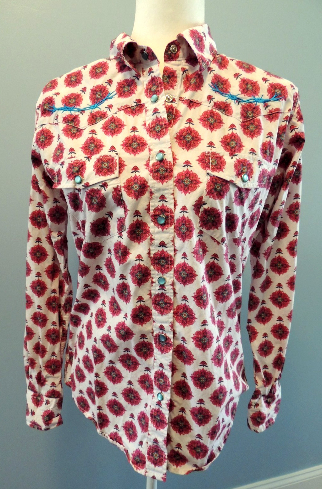 Cowgirl Hardware Womens M Western Shirt Pink Floral Turquois Accent COWGIRL Back