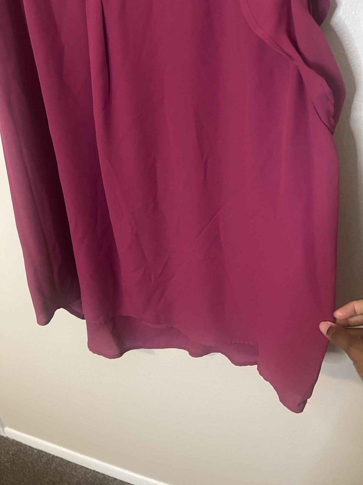 Apt 9 Magenta Blouse With V-Neck And Flutter Sleeves