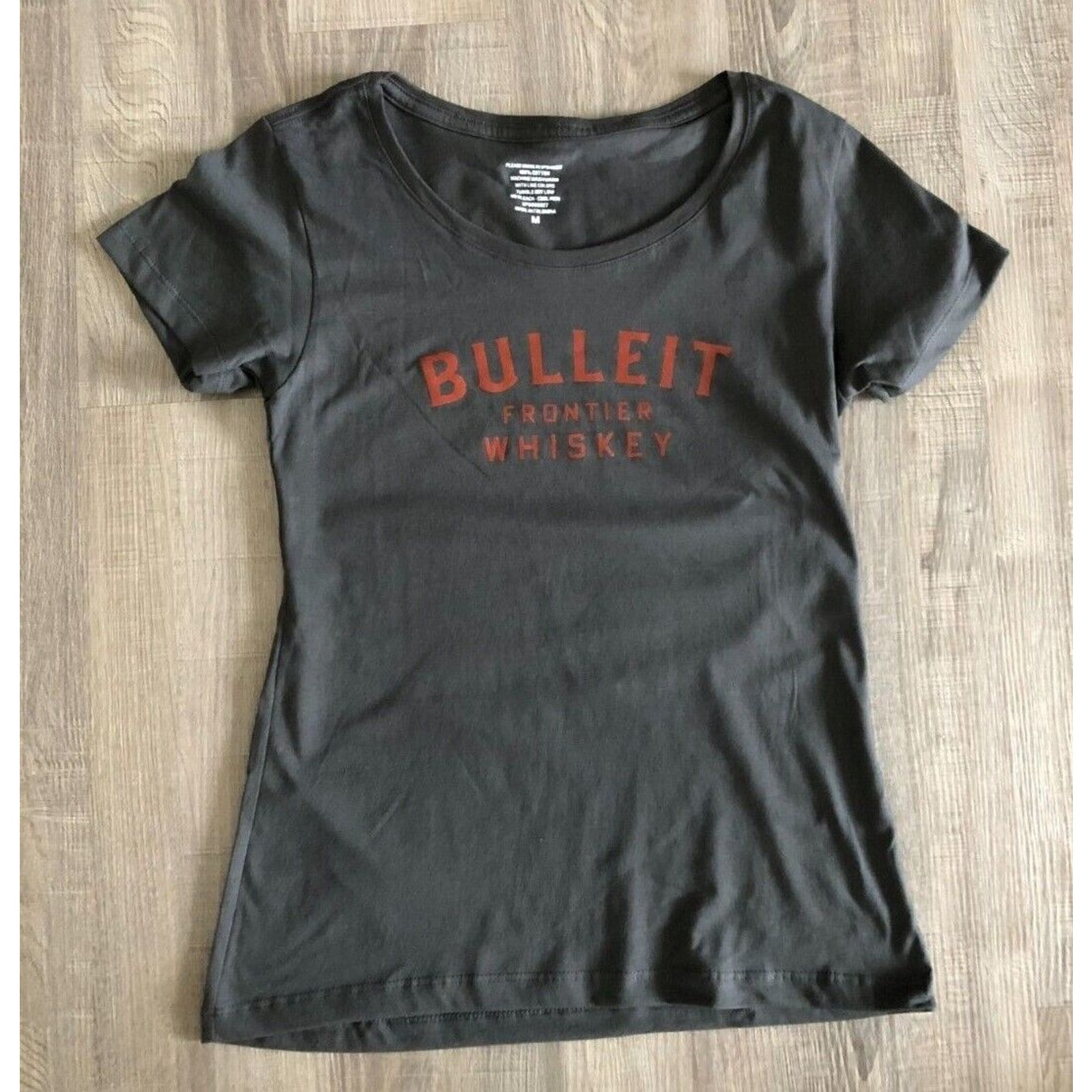 Bulleit Frontier Whiskey Women’s T-Shirt Choose Your Size, New Without Tags
