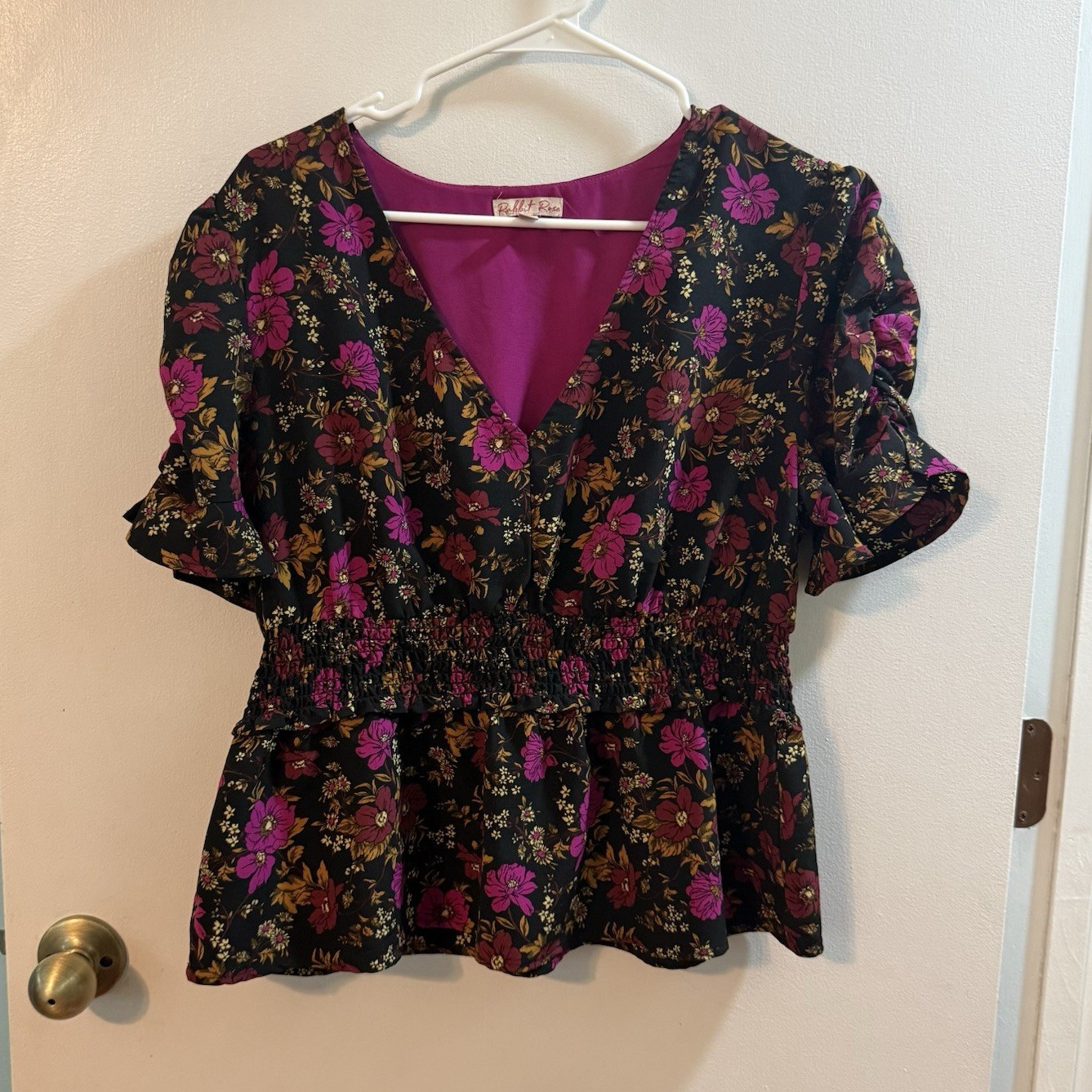 Rabbit Rose Black Floral V-Neck Flutter Short Sleeve Smocked Peplum Blouse XL
