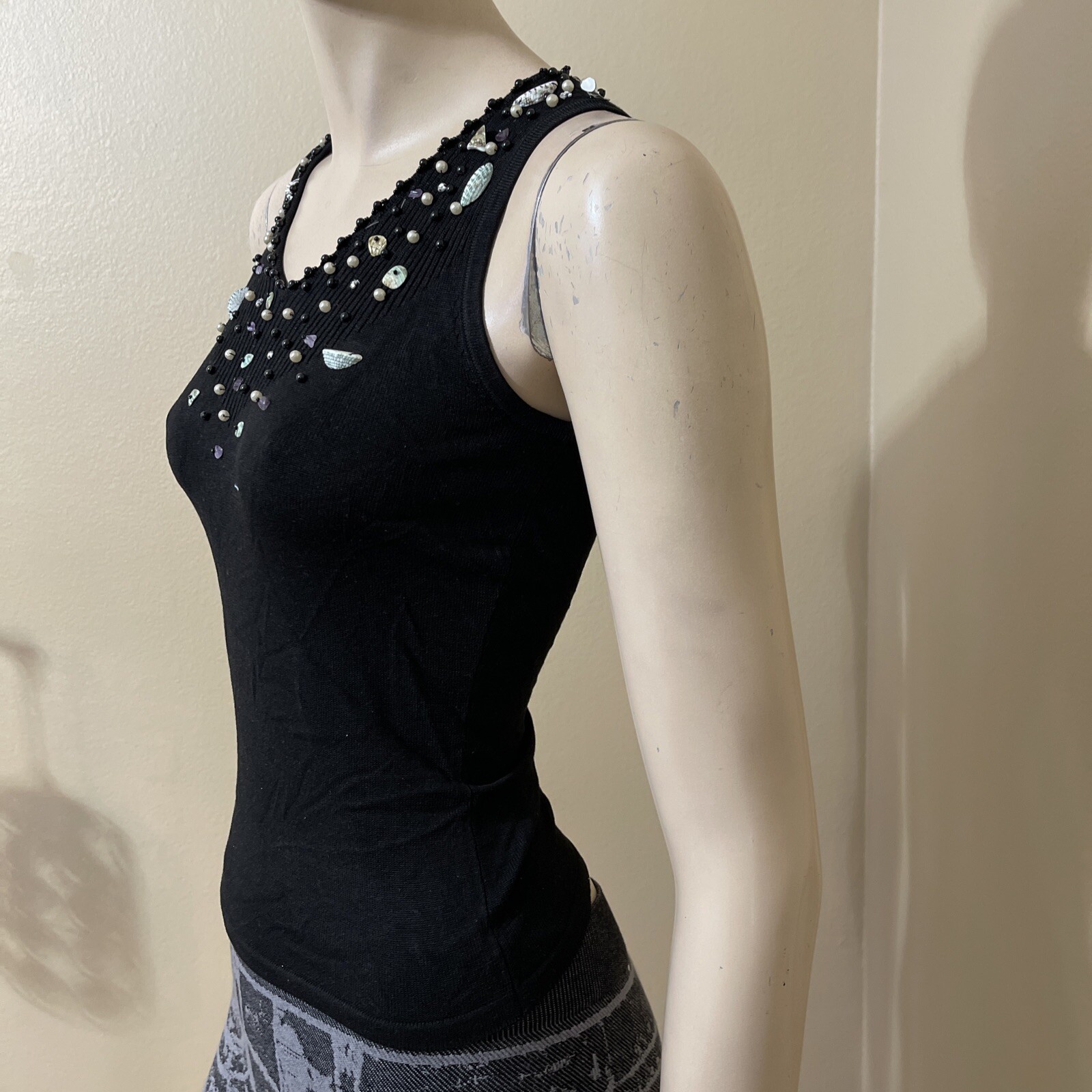 Women’s Black Rayon Casual Stretch Slim Knitted Beaded Shells Size L Blouse Top