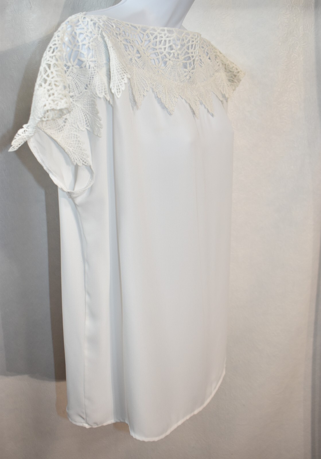 Crepas Ivory Blouse Size Small