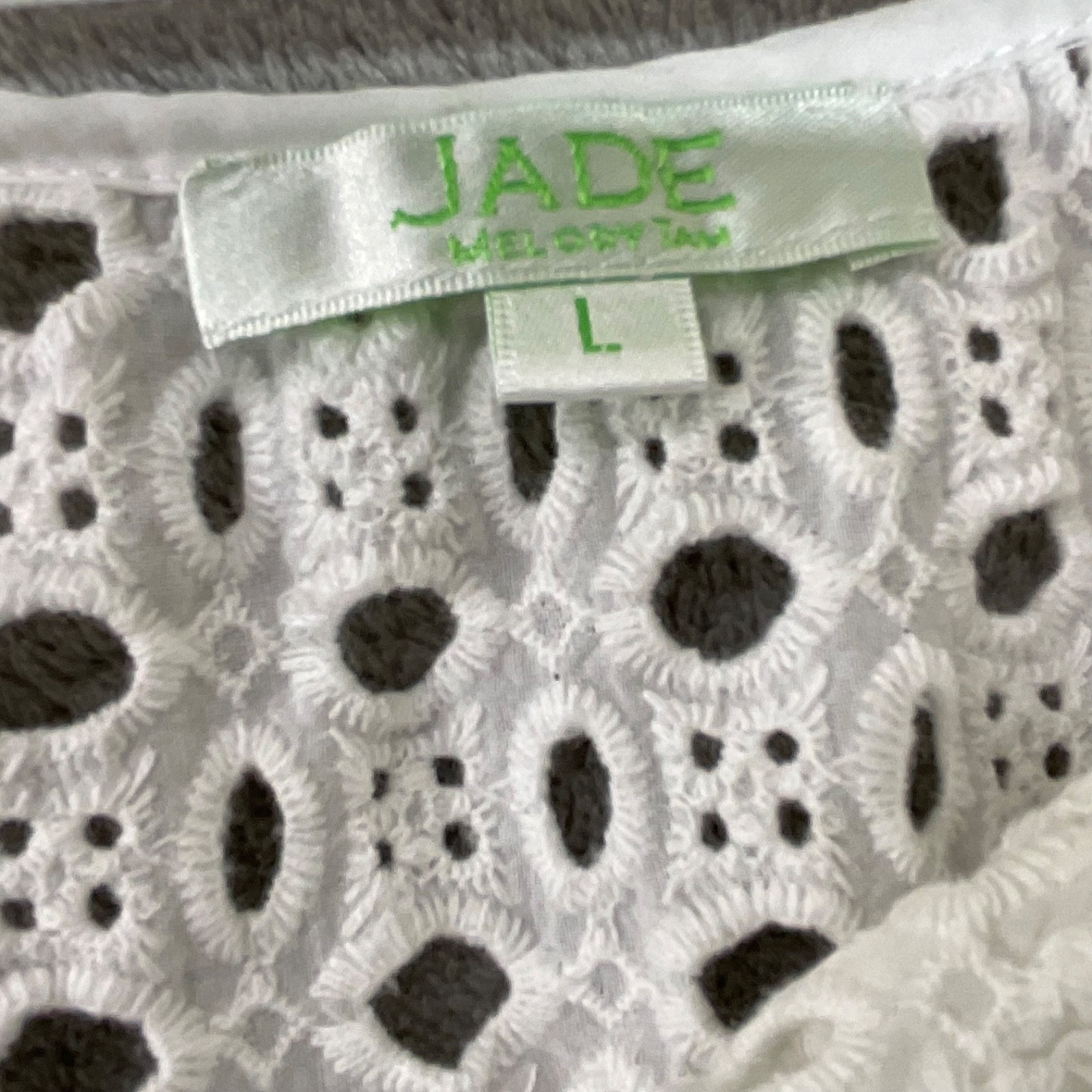 Jade Melody Tam Eyelet Top cover Women’s L white 3/4 balloon sleeves tassel