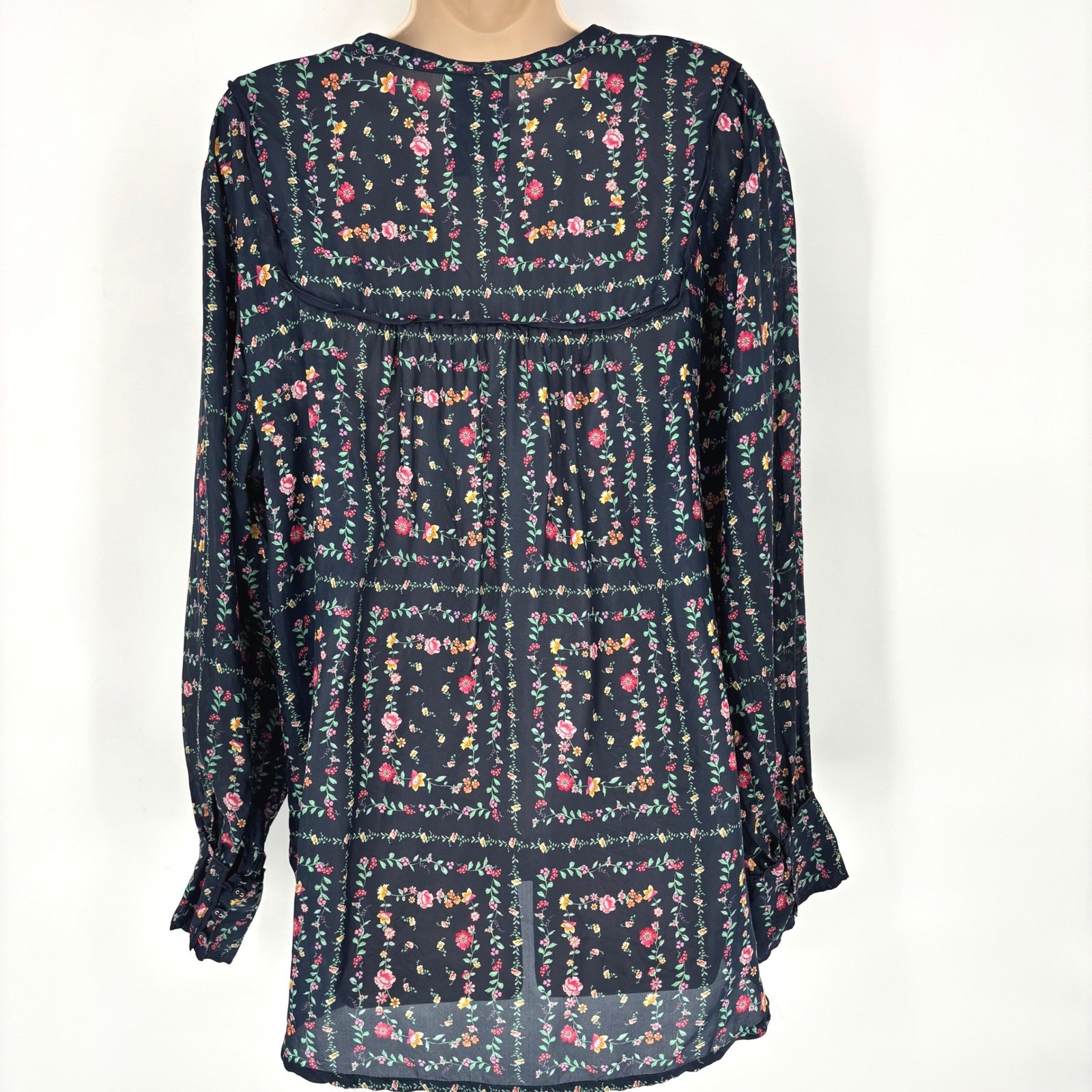 Johnny Was Womens 100% Silk Navy Blue Floral V-Neck Button Front Blouse Size L