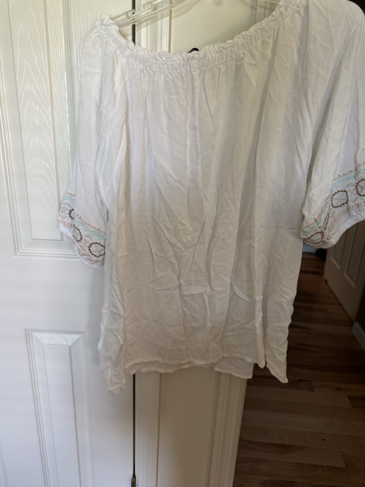 Cowgirl Hardware apparel item, size XXL 100% Rayon