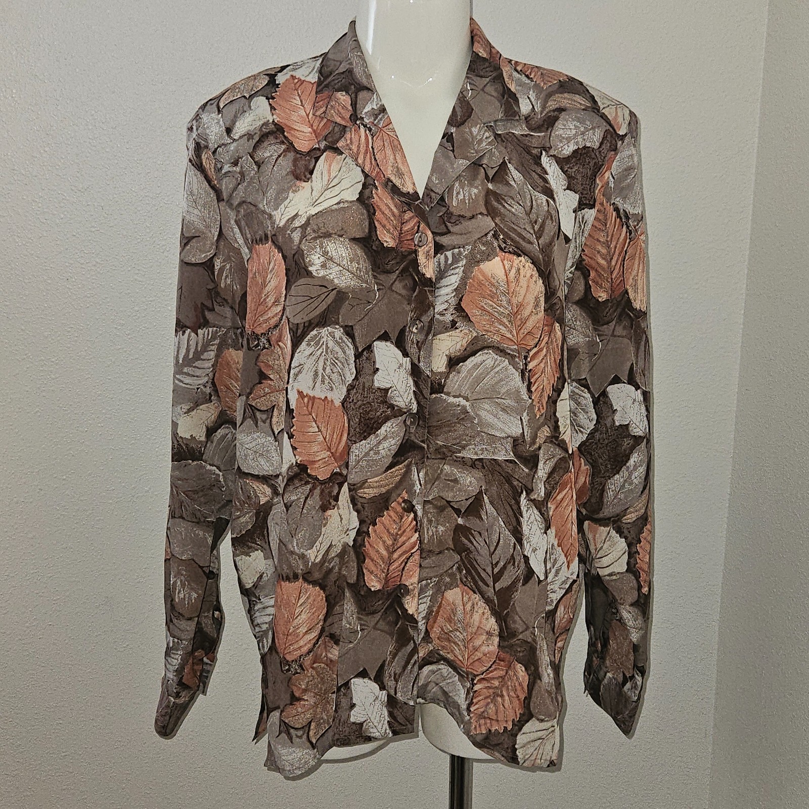 VTG Quo-Silk Button Front Blouse Brown Coral Leaves Fall 100% Silk Size Medium